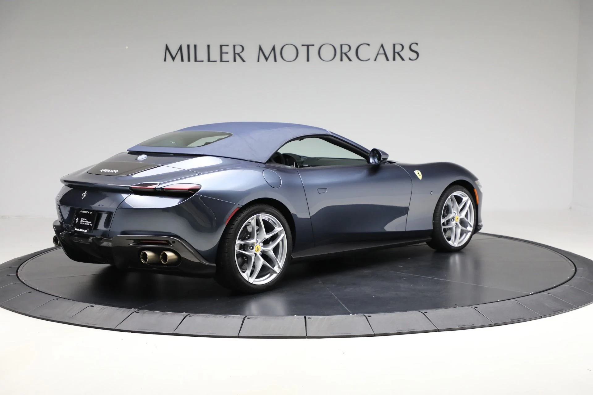 mph016_641211671_Used_2024_Ferrari_Roma_Spider_4d768472ac
