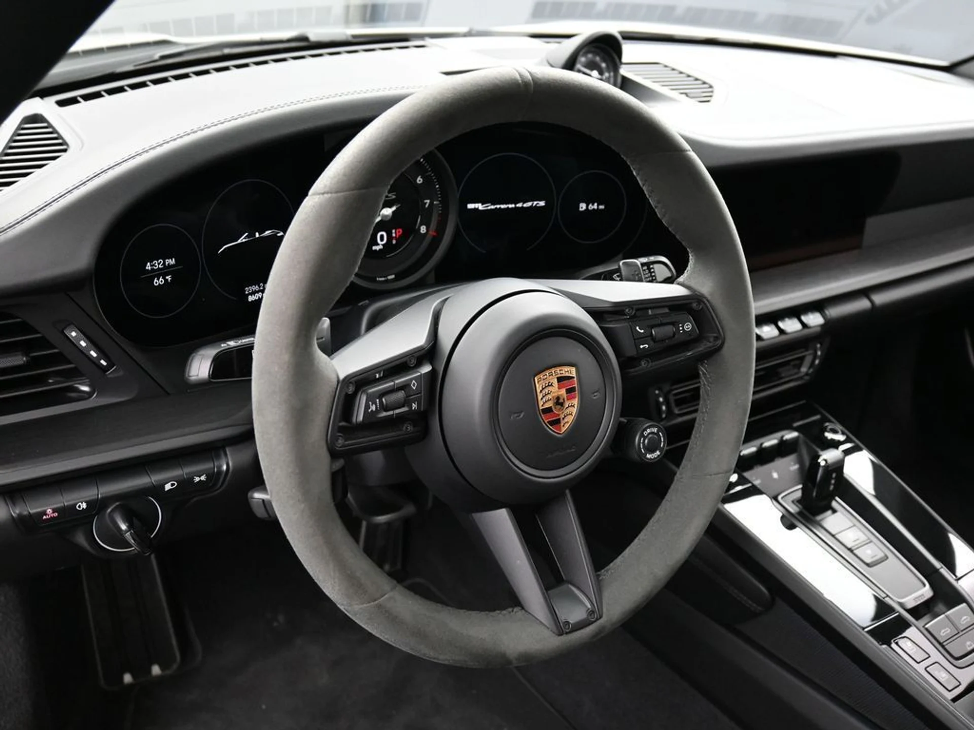 mph016_644377776_c2e6abb9_9cea_4b7e_a4a7_50a94e10bc06_39201853da