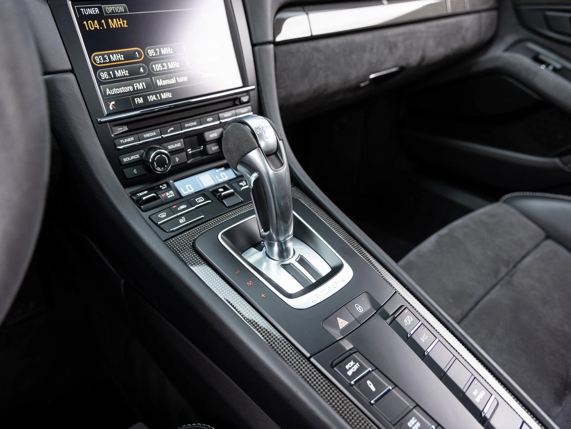 mph016_652232536_17_16d7cb8fe0