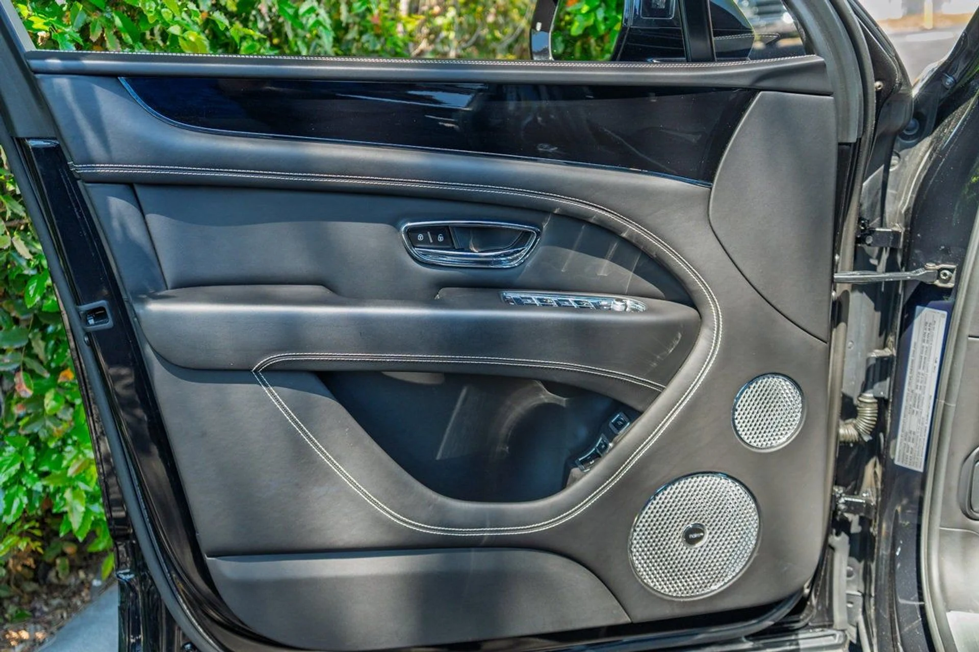 mph016_65338021_17_cd3ff7013e