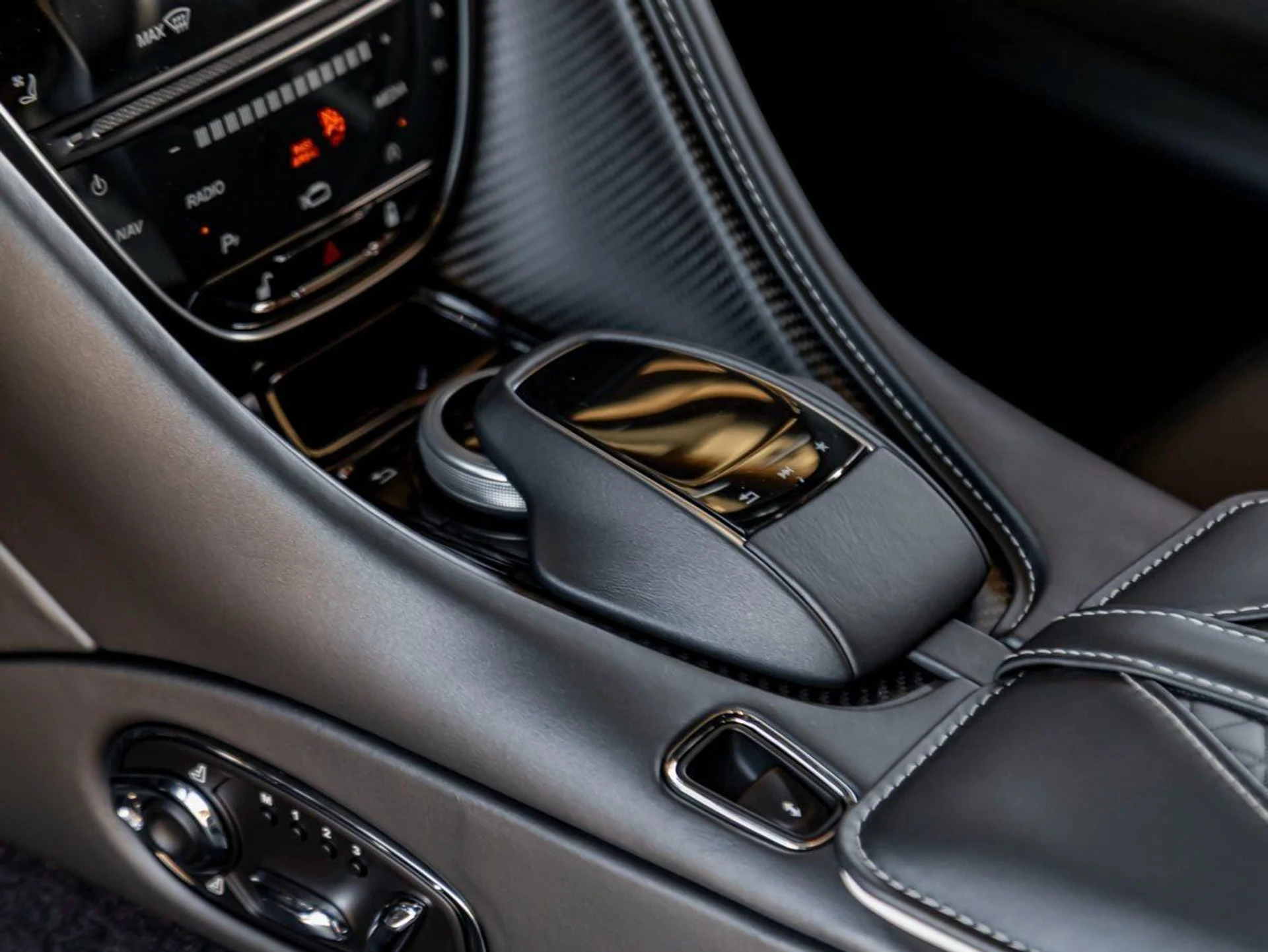 mph016_656193430_17_c1cfa16320