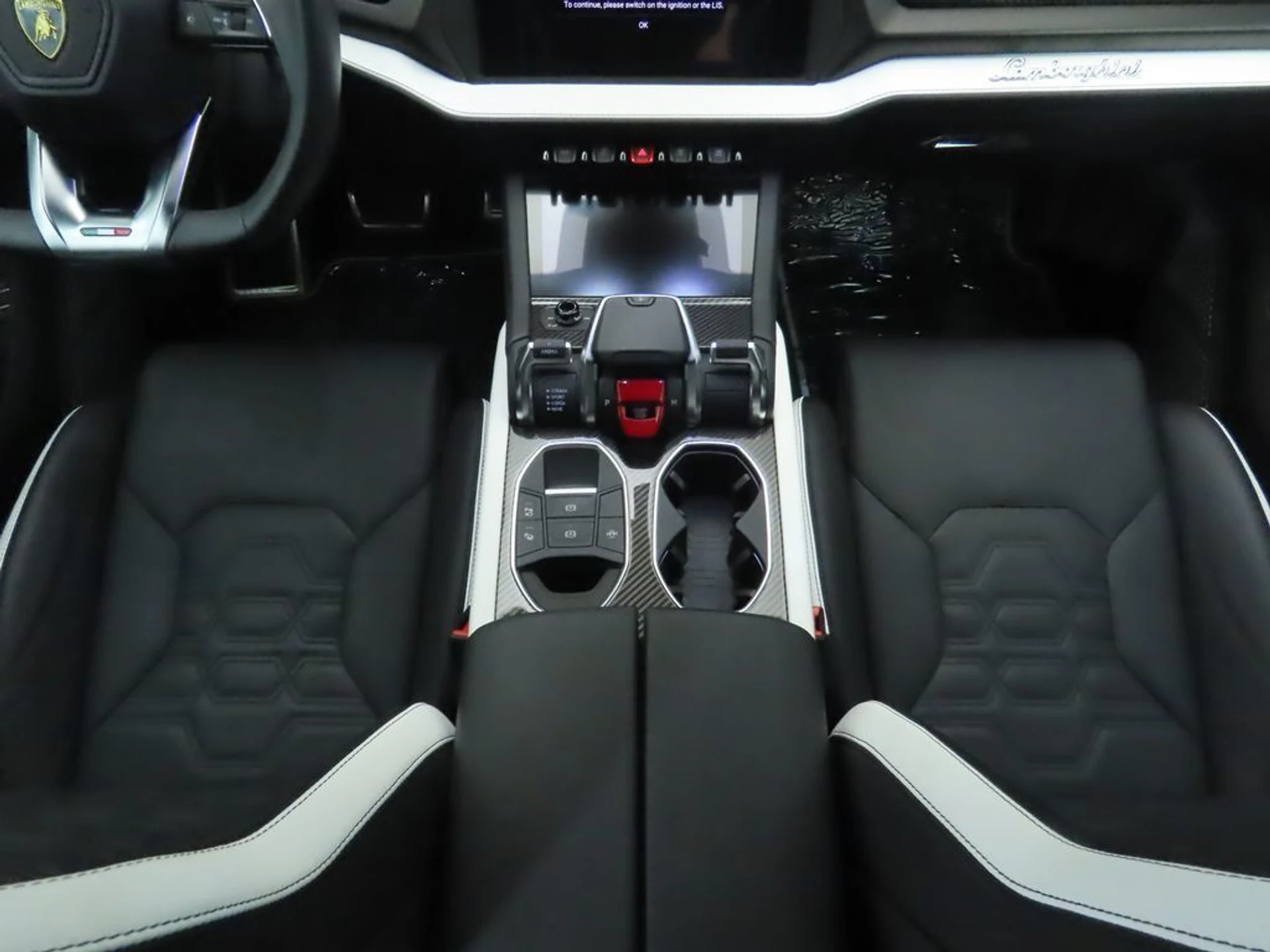 mph016_656501722_used_2025_lamborghini_urus_seawd_8119_22939626_17_1024_ec2d4c15b7