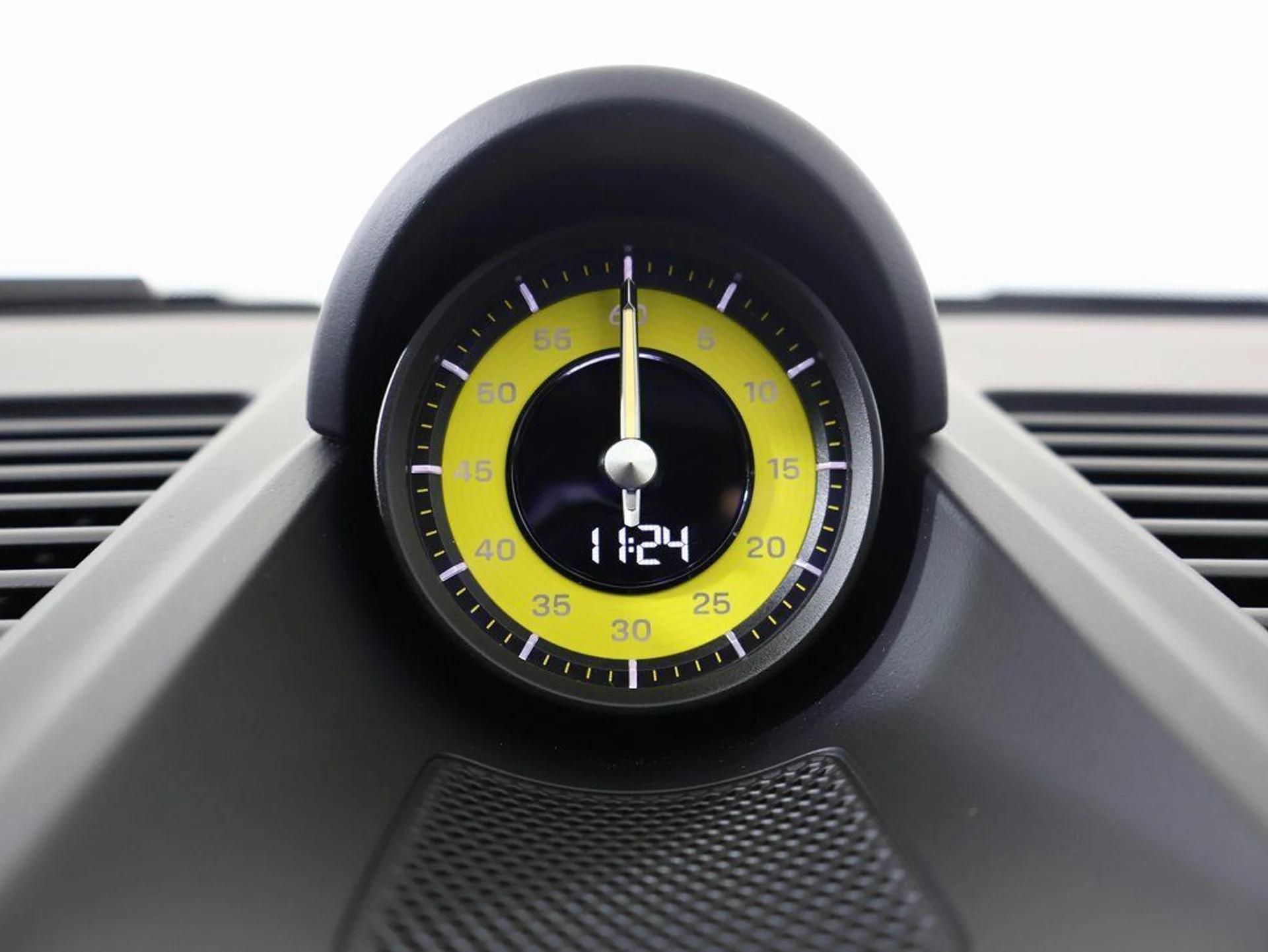 mph016_662068289_1dc6964cddd96af09a52fd47ce2694f6x_9dba59637d