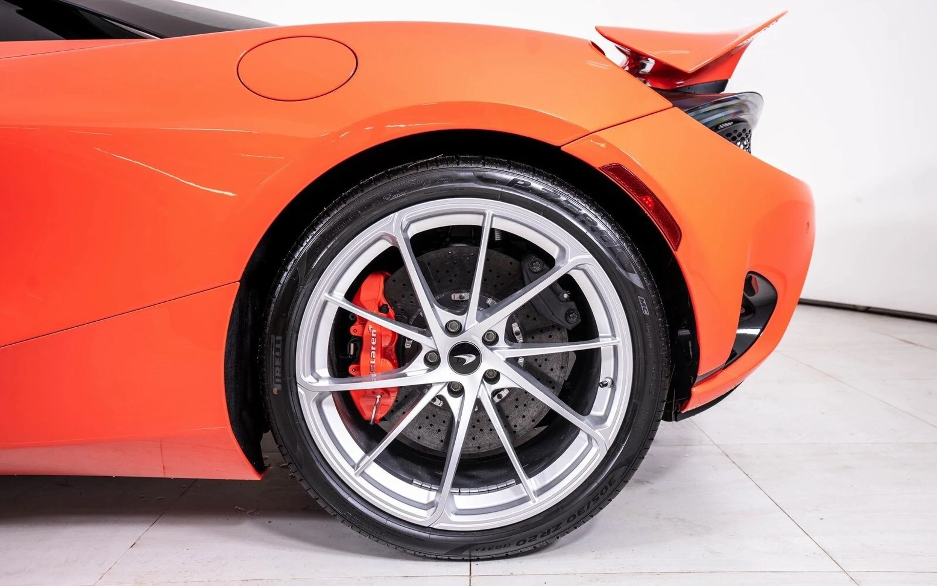 mph016_662273700_9e1983f1b5d126a6ebc96b8eb35294bcx_cfa2c15e55