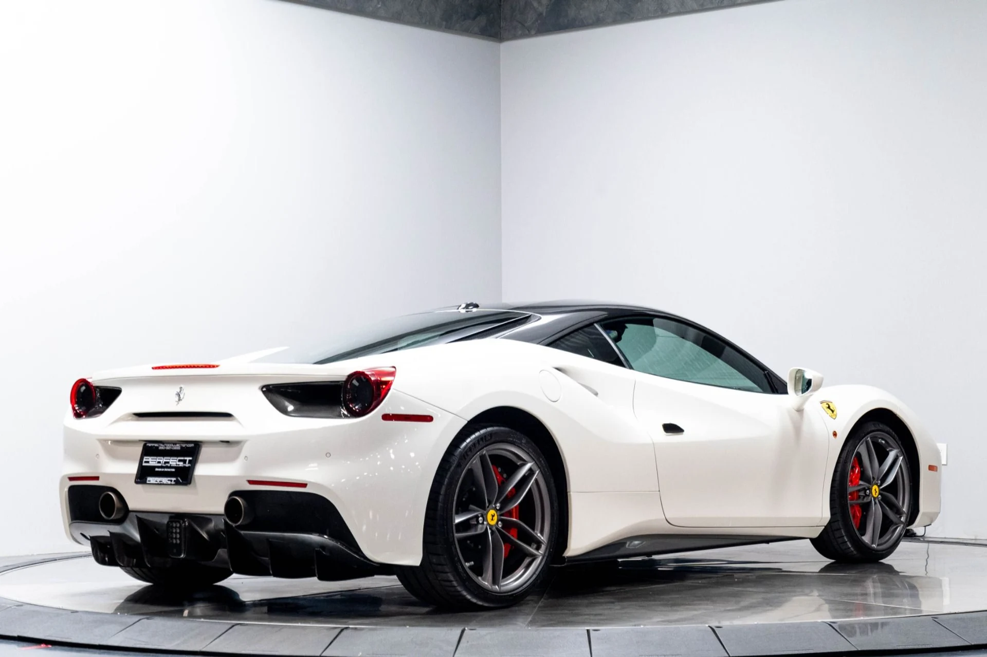 mph016_664271873_Used_2016_Ferrari_488_GTB_1783363377_ad93c476b4