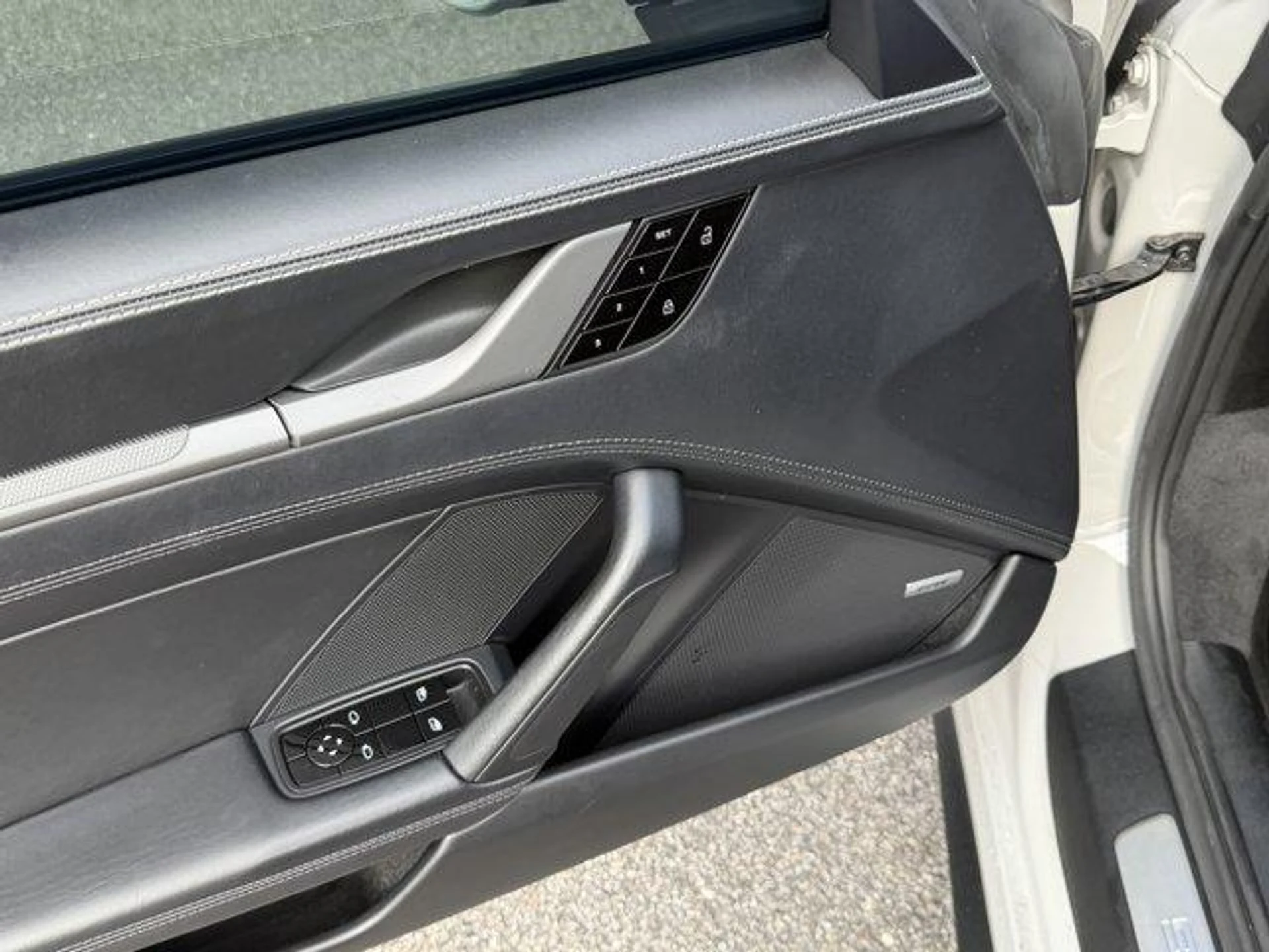 mph016_664594044_emnfdu5_WX_lcwgr_L6p4tj_V3_Vv_Qg_21dd5235db