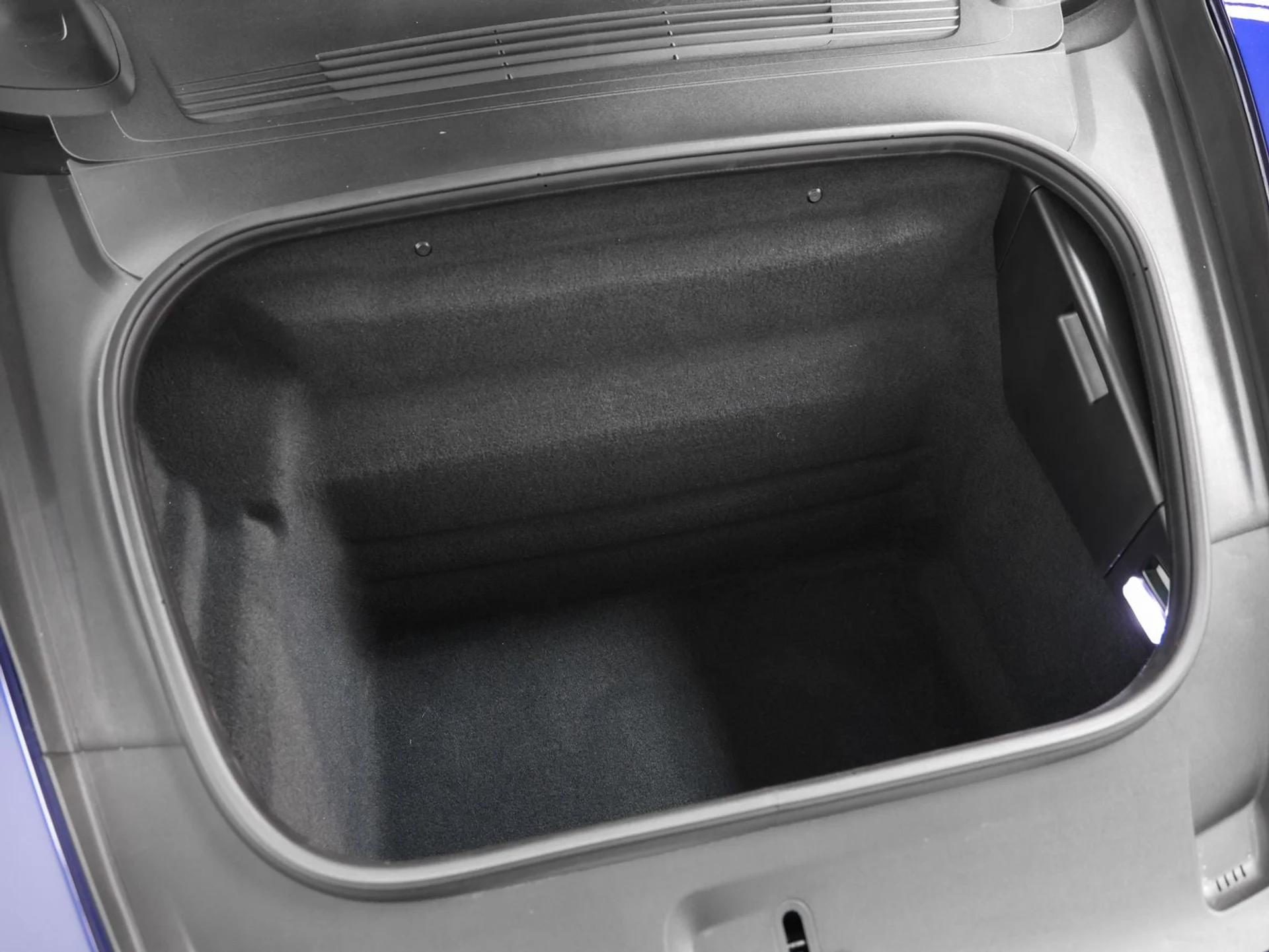 mph016_668227468_17_6d6b2e5b37