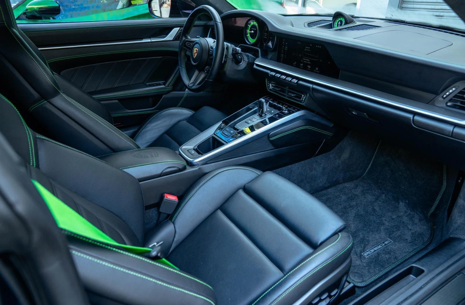 mph016_669238279_Used_2021_Porsche_911_Turbo_S_1769250104_ebc1ae3f7c