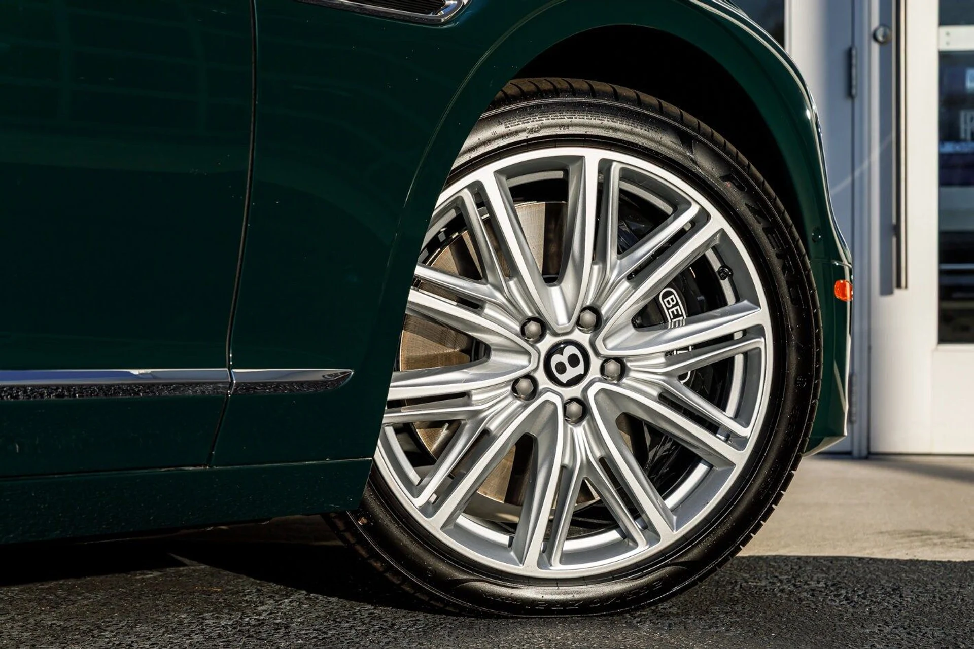 mph016_669407540_64ee2d9e172396fafe414d1d9c2a1cdex_ef49a93b17