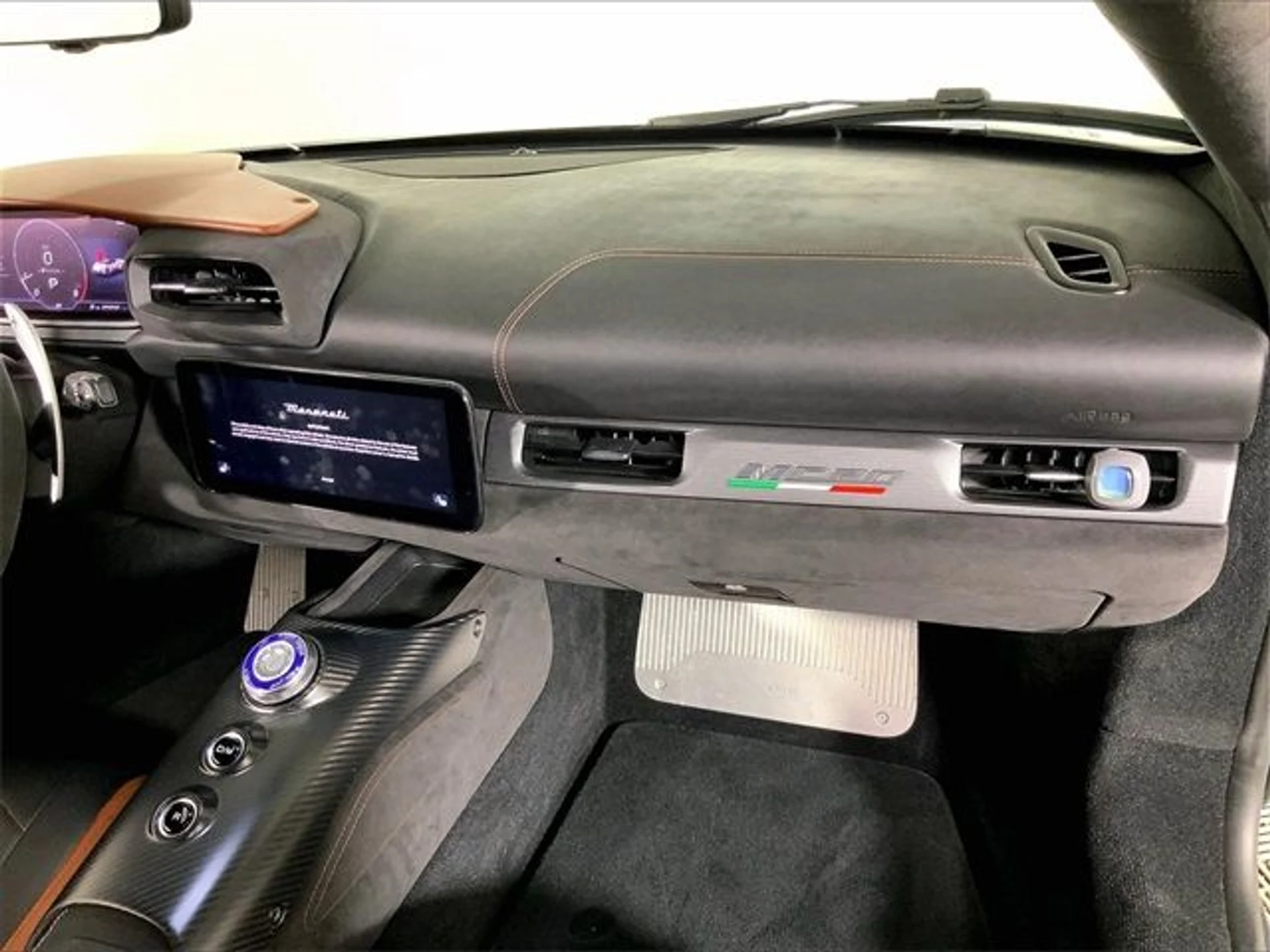 mph016_675814989_c2202fa7fbafcec96a88e5e952fdb0f9_a242d324a0