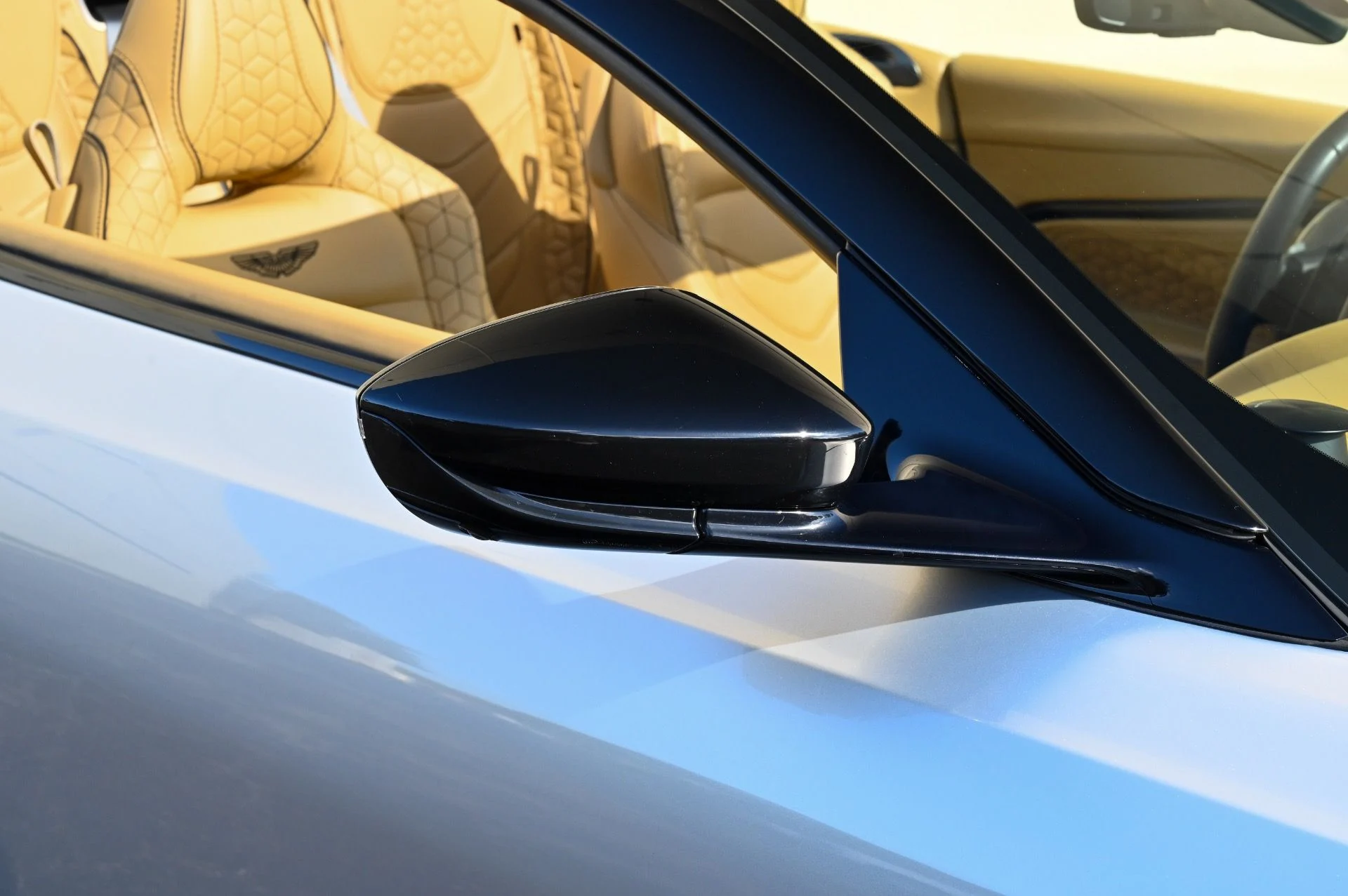 mph016_676294272_Used_2020_Aston_Martin_DBS_Superleggera_1708981970_903e3f9551