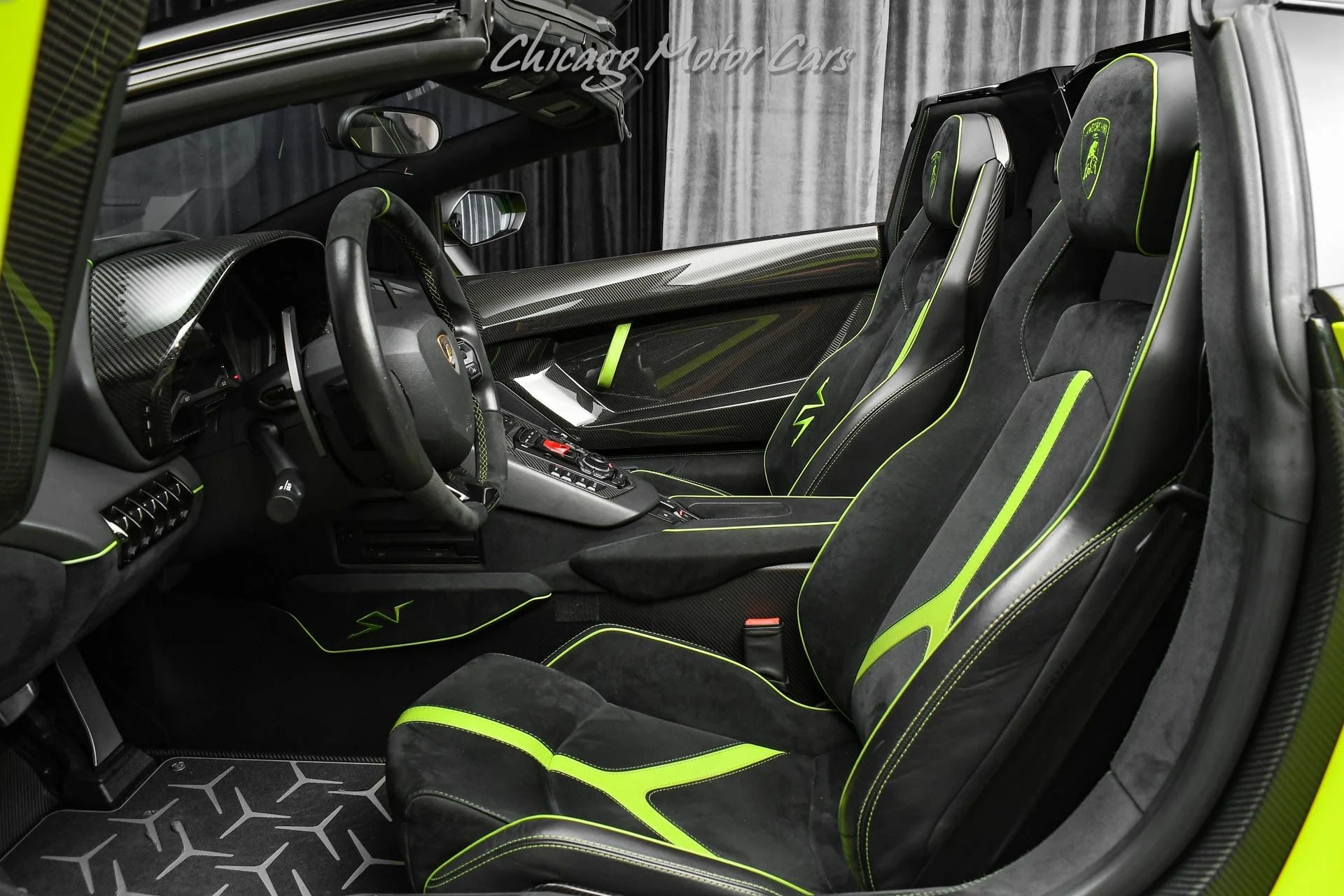 mph016_678310582_12323_p17_l_a4c9363106