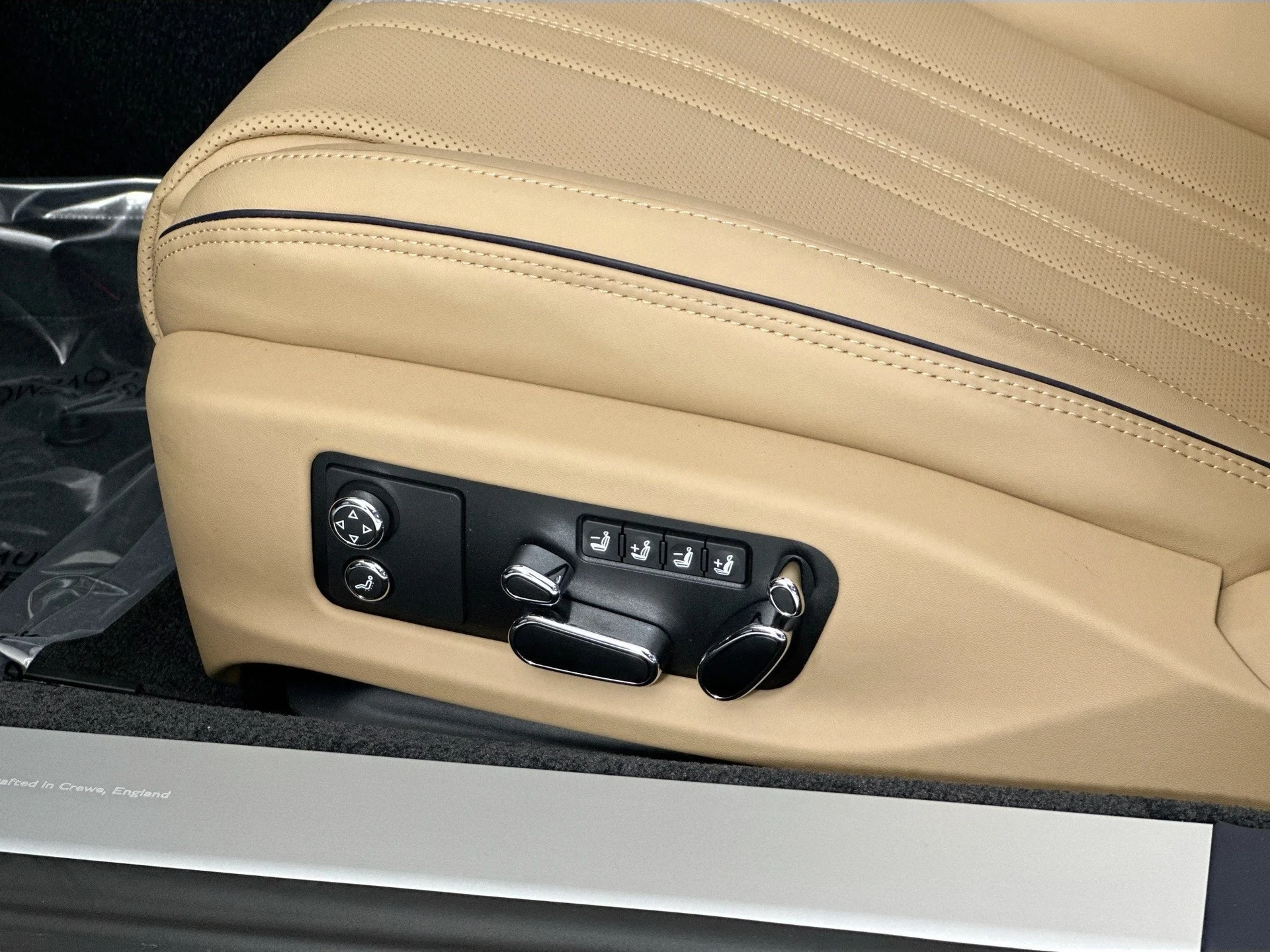 mph016_680077284_17_7a348779db