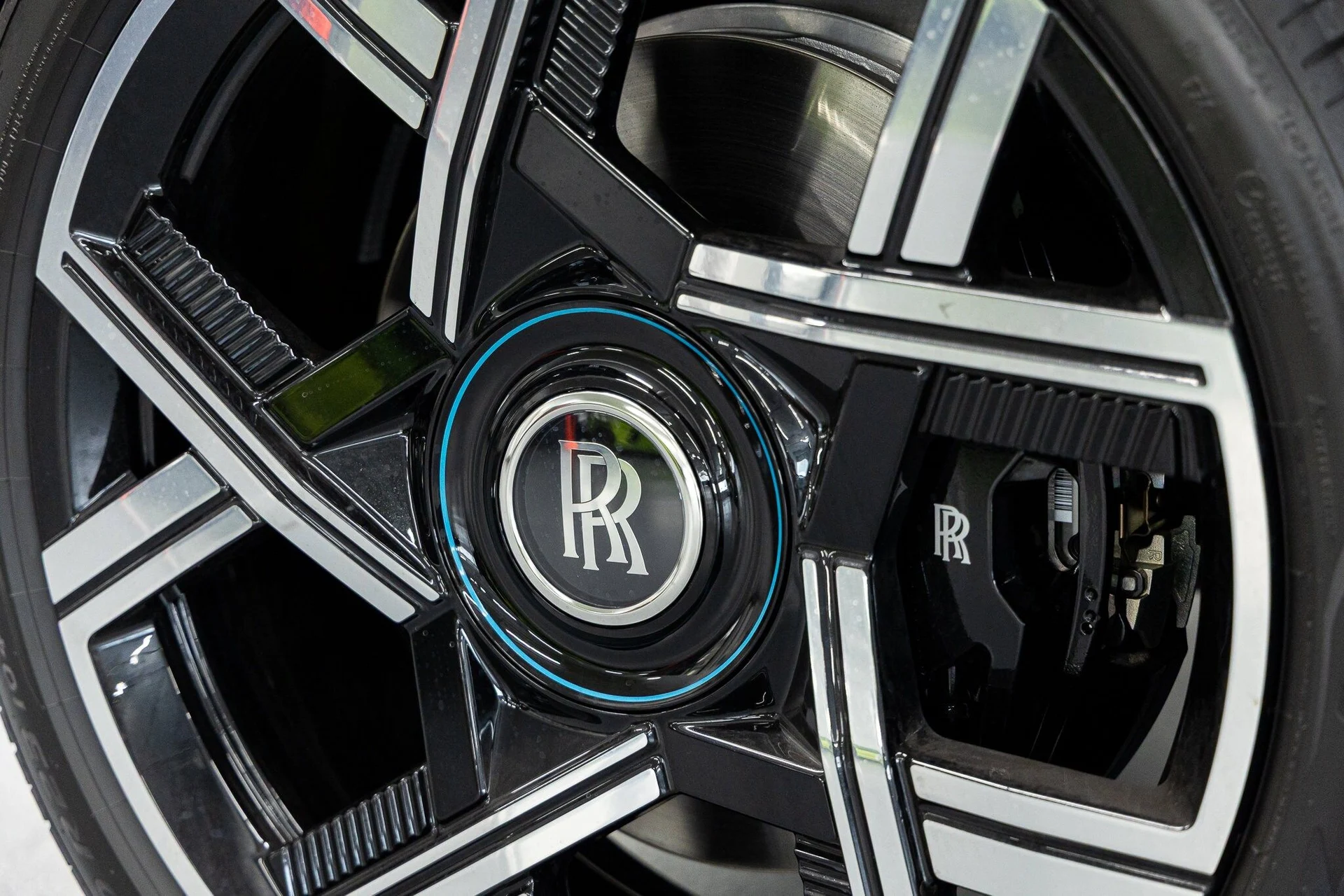 mph016_689681405_fc0ca5b59b1c43686ea43df77632f505x_23cce84f43