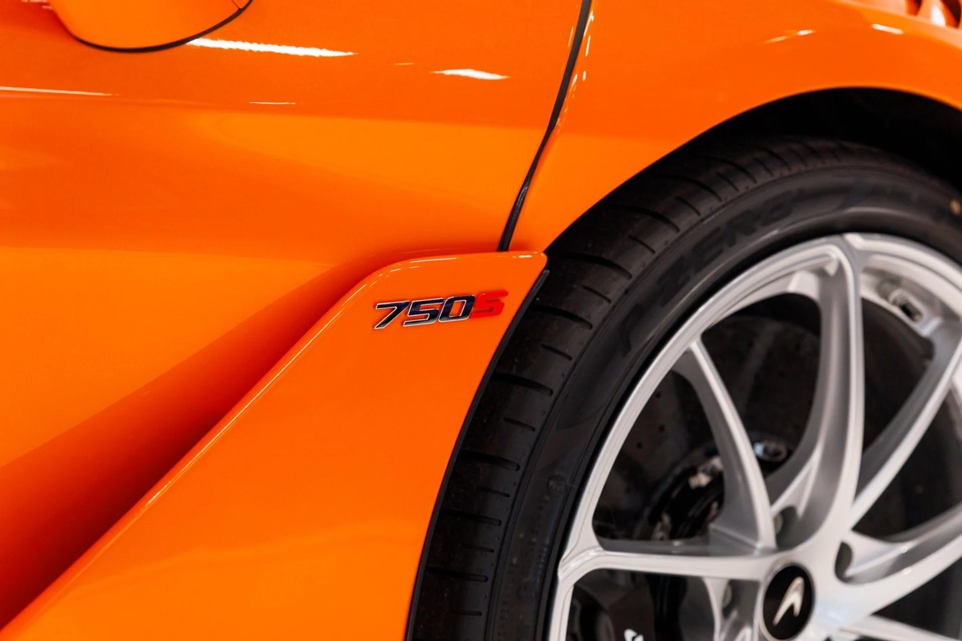 mph016_691936057_612_p17_l_cacddcd65e