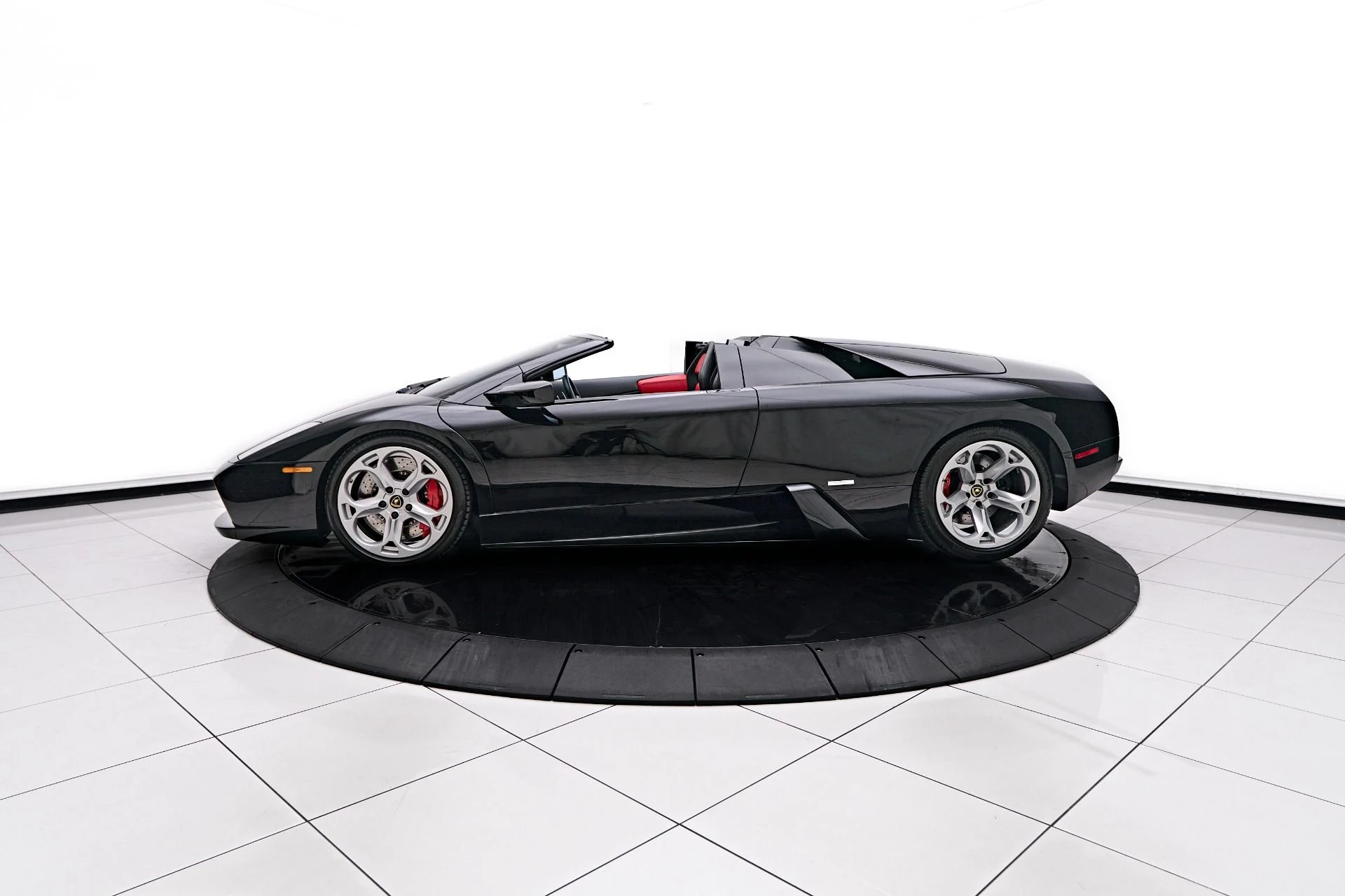 mph016_693433784_Used_2006_Lamborghini_Murcielago_Base_1753322496_066893c5c6