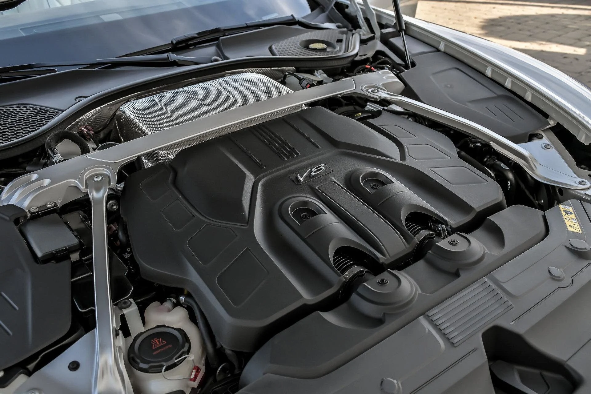 mph016_696030301_acb46c9133dbbeb22618bb7e17d606cfx_27cbc5e2bd