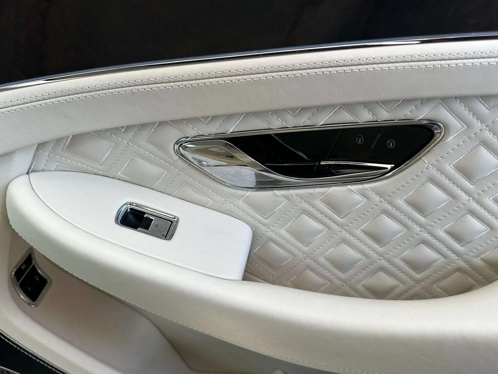 mph016_696670124_Used_2020_Bentley_Continental_GT_V8_1760603733_2530888fbd
