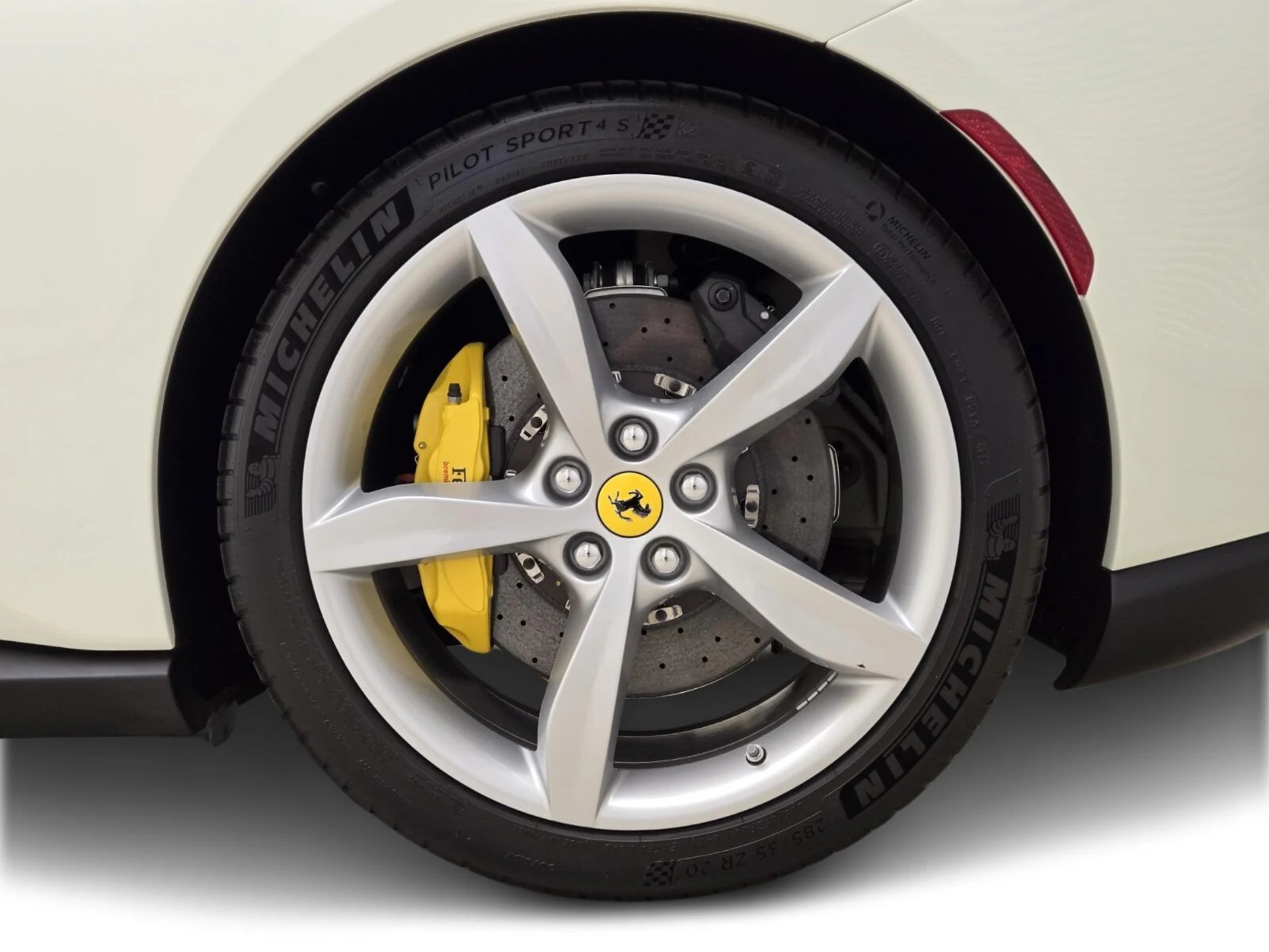 mph016_696866153_Used_2023_Ferrari_Portofino_1757488881_7db561143f