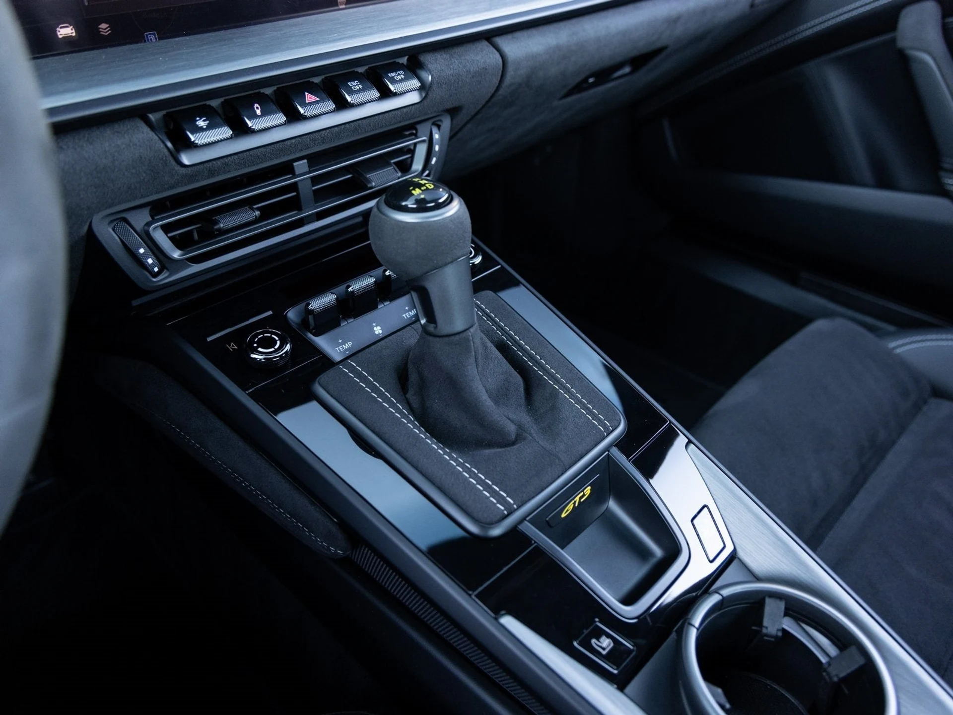 mph016_698400289_17_5ea2eb46f3