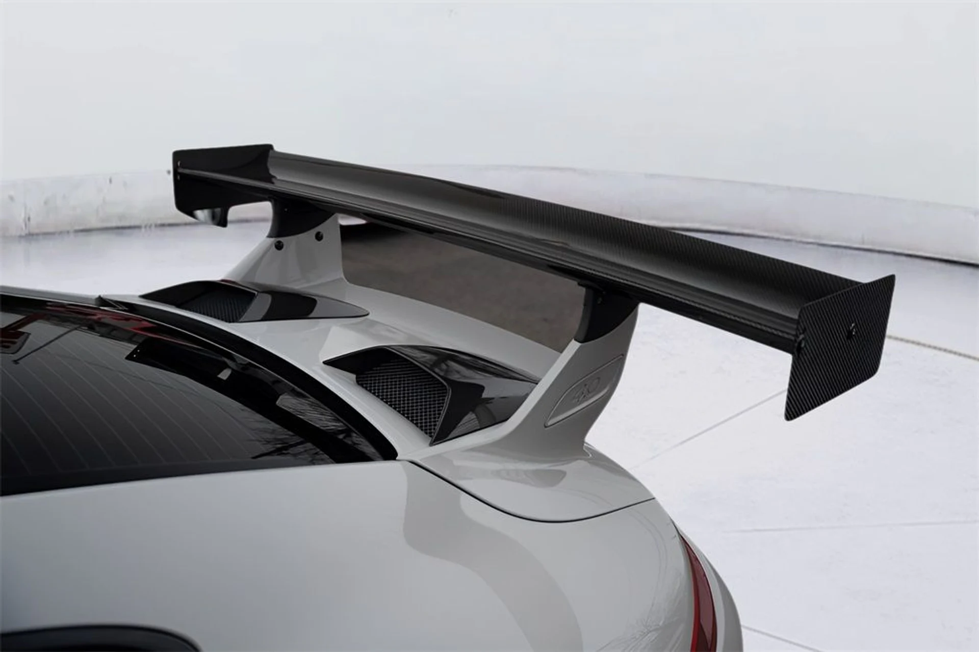 mph016_700882840_image_17_cd4dba2cad