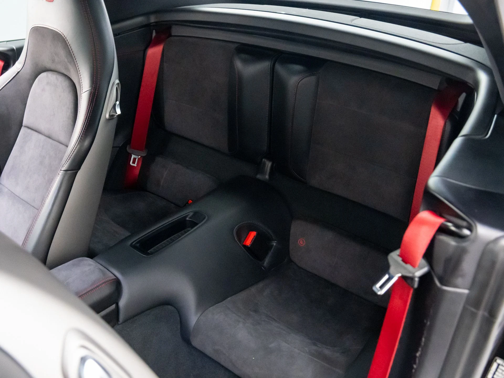 mph016_705976469_e35f61aef77ef3abaa34d584a0e95e35x_7182623b28