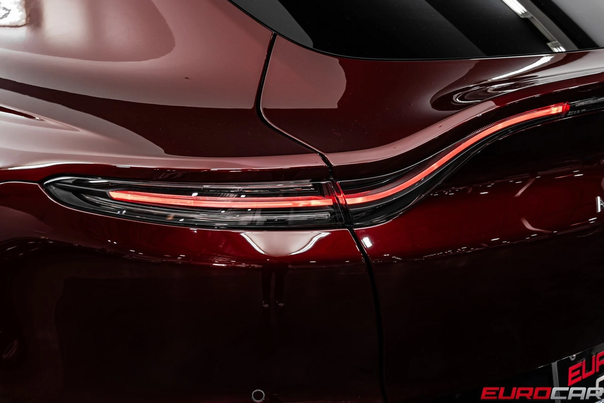 mph016_711254878_image_17_7946cb58dc