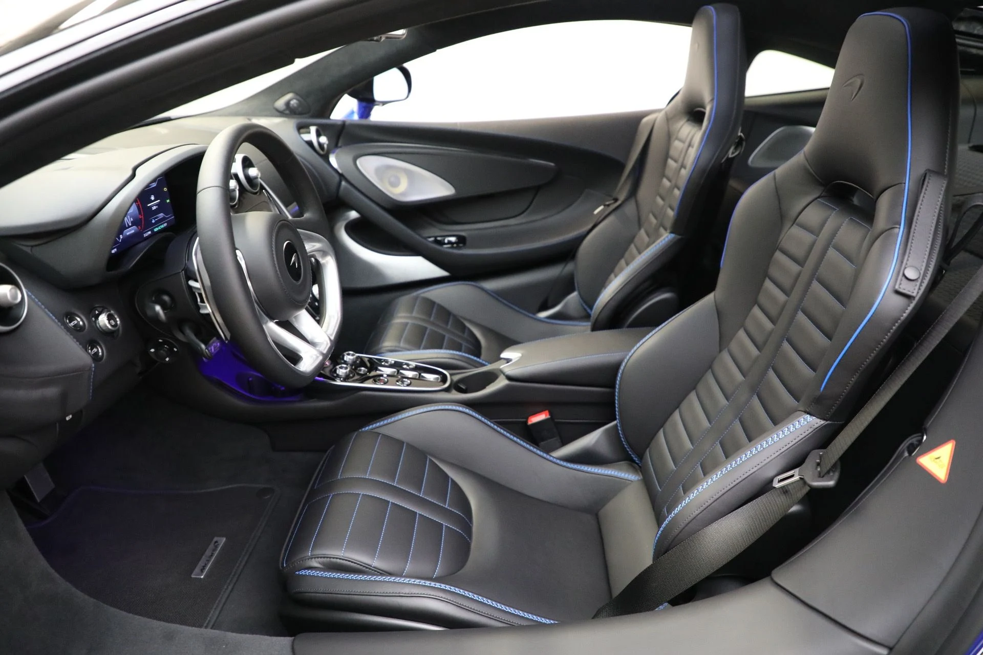 mph016_71652115_New_2025_Mc_Laren_GTS_Tech_Lux_df578c3c7c