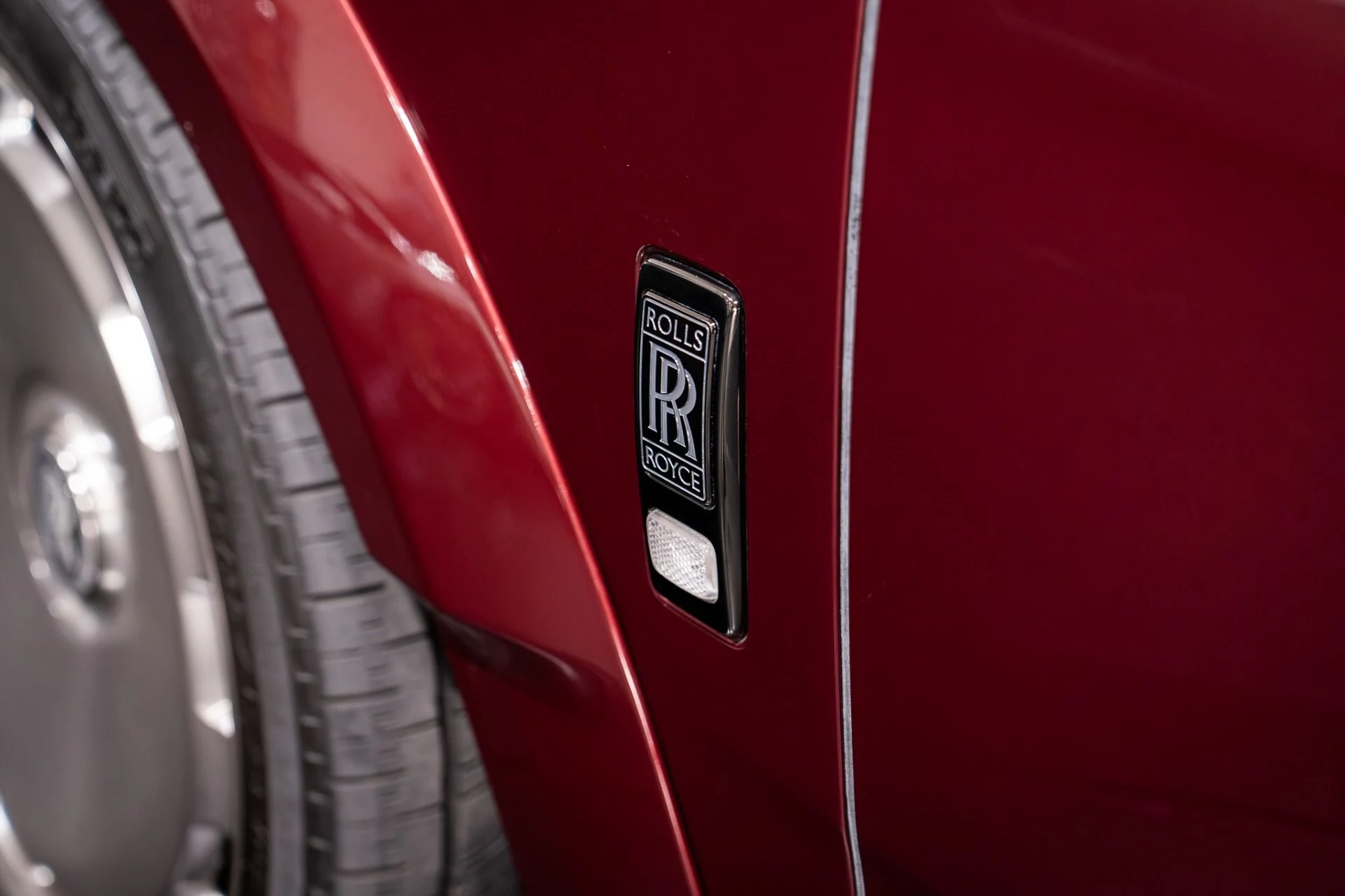 mph016_721228581_Used_2022_Rolls_Royce_Black_Badge_Cullinan_Urban_Automotive_Widebody_HRE_wheels_1771025281_2298a8018a