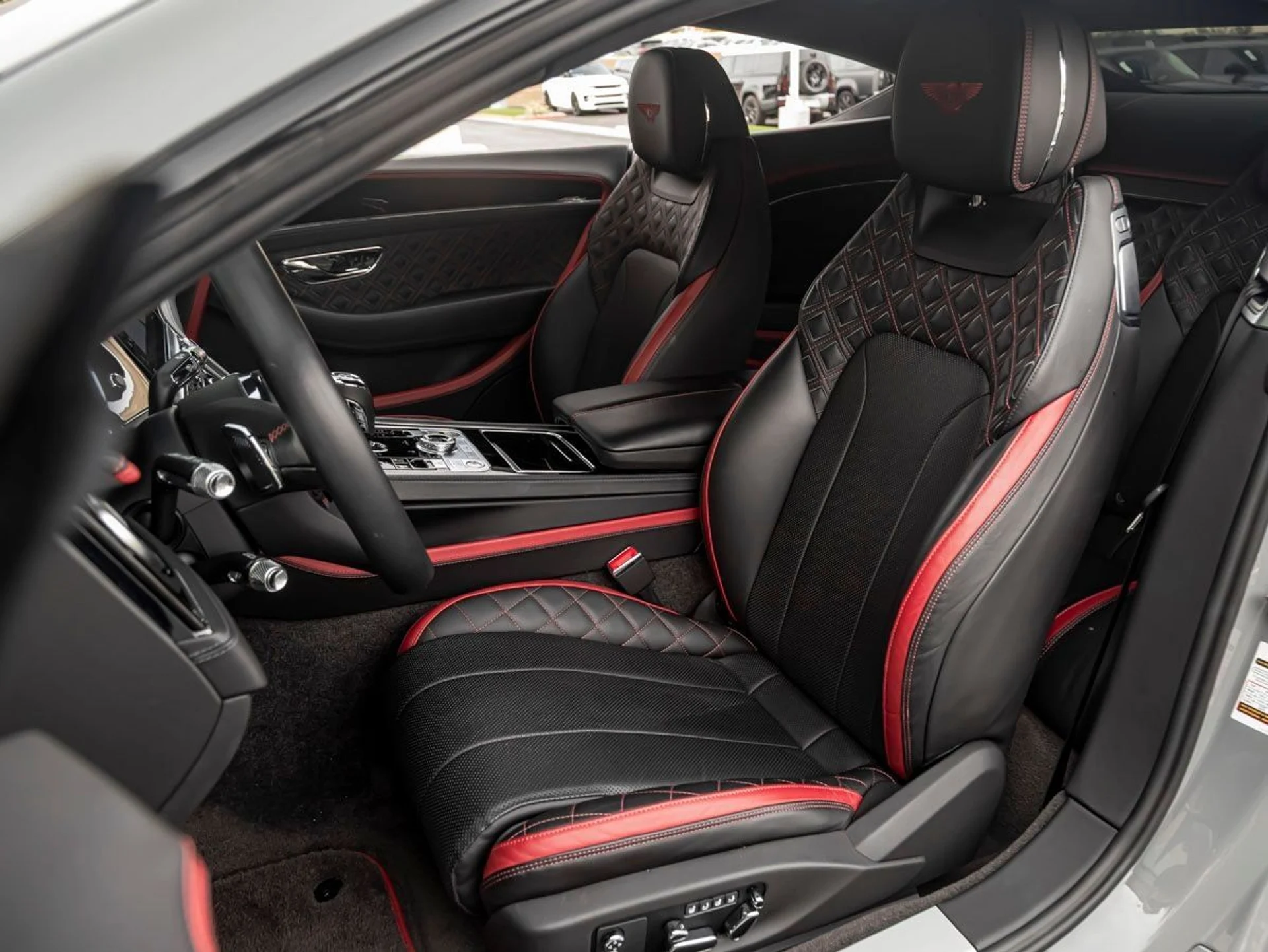 mph016_723882982_17_f2c7560321