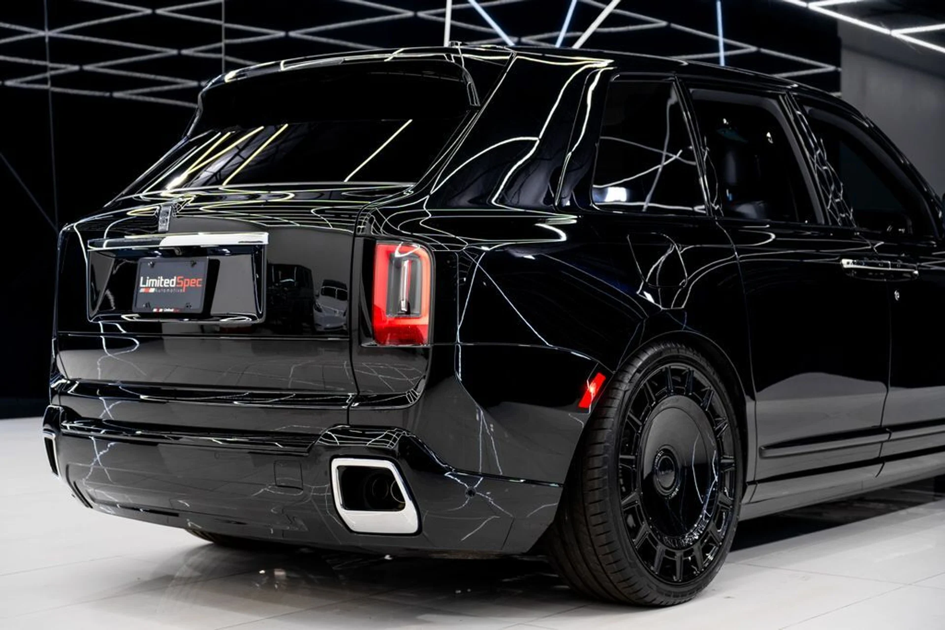 mph016_727763294_5fa9519bed11aec037540760d07978ac_d38c227324