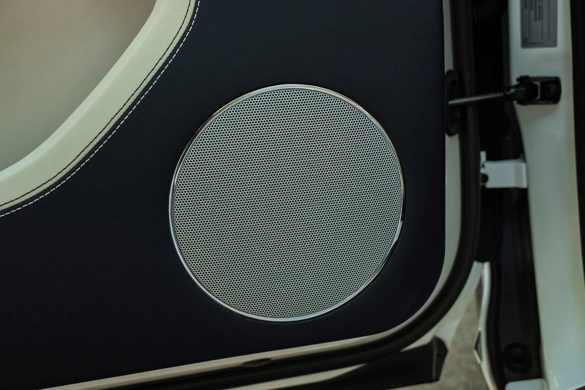 mph016_73084941_451284869_695f545a9054447ae61080a6_f04d690471