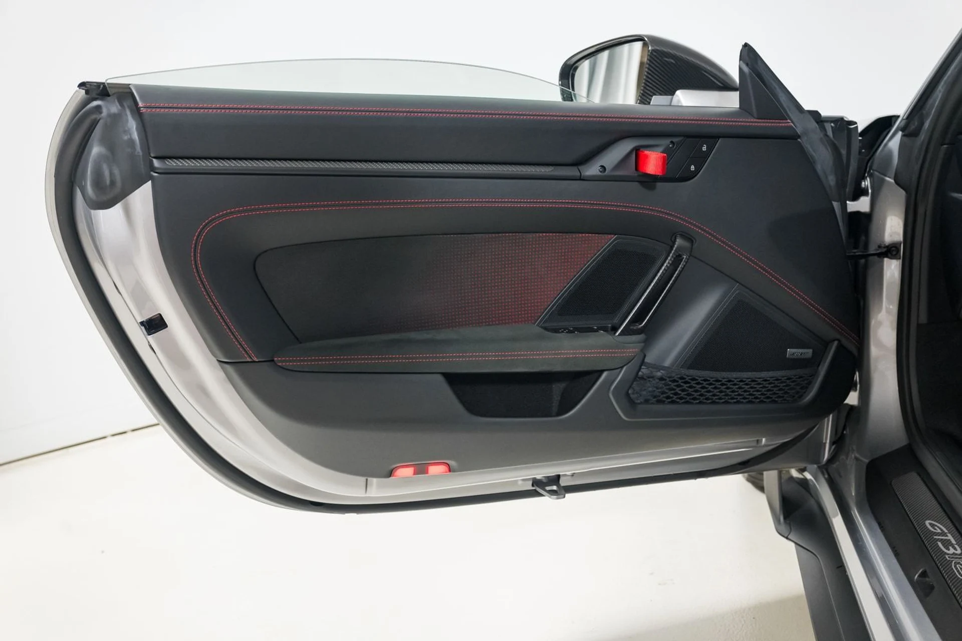 mph016_733158428_8219b99fcda043c0a9e633cceed42460_7f46371866