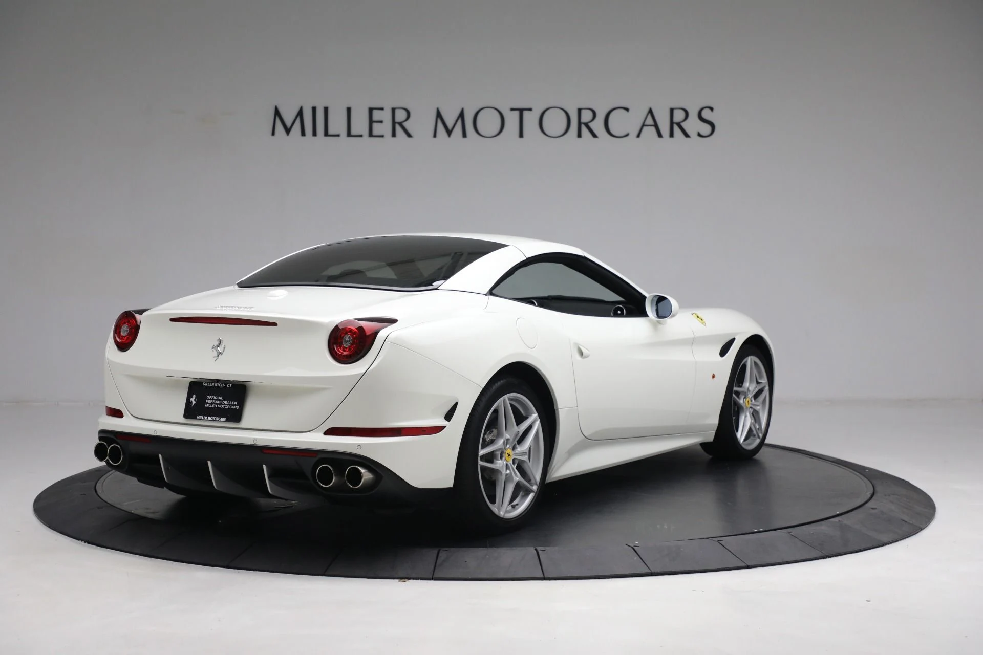 mph016_737956205_Used_2017_Ferrari_California_T_ddd6532ecc