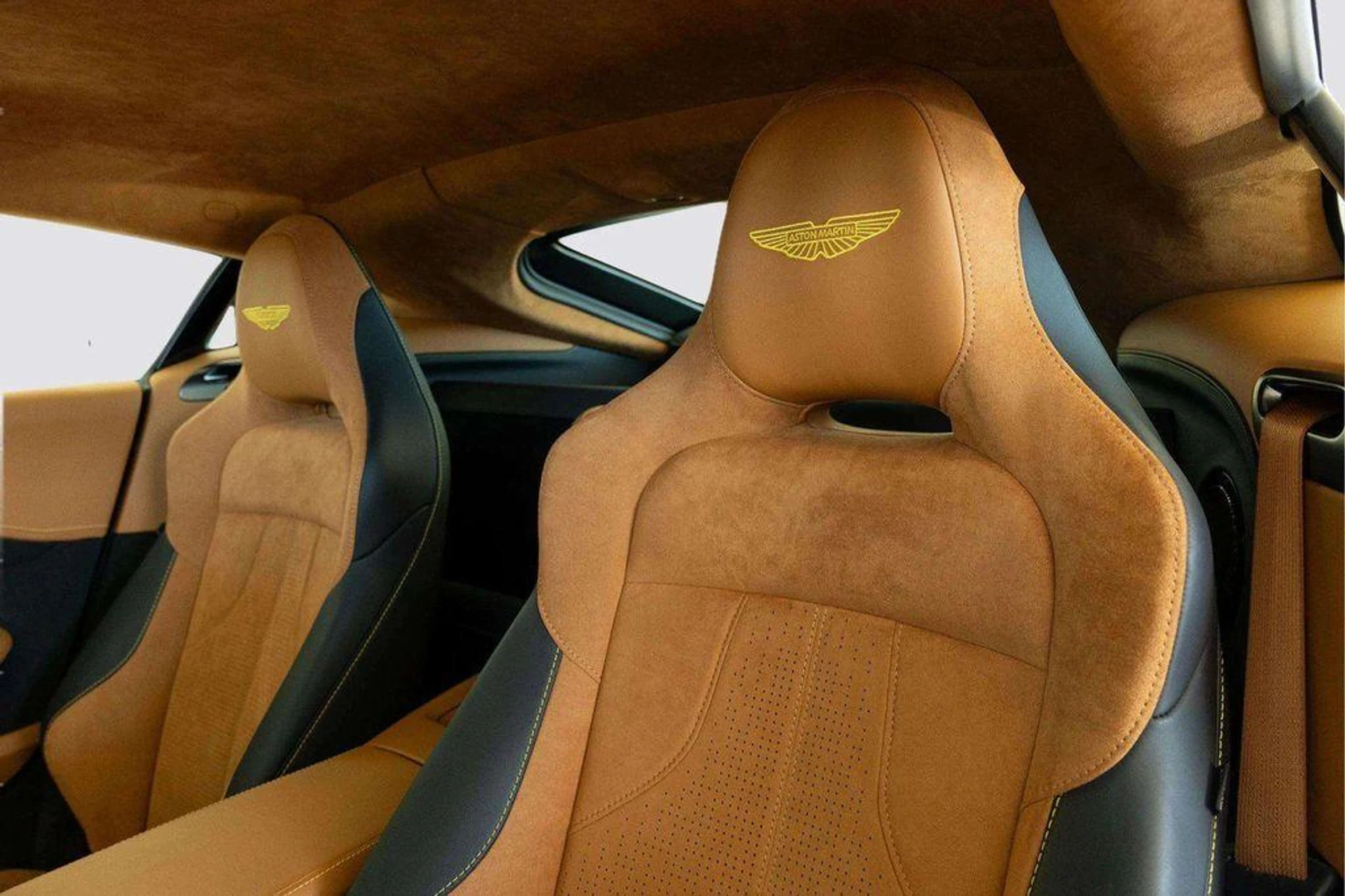 mph016_748274722_F8_Np_H4_u_j_C_Sq1_Acrci_Y2u_Y6_I_d68b96c6a1