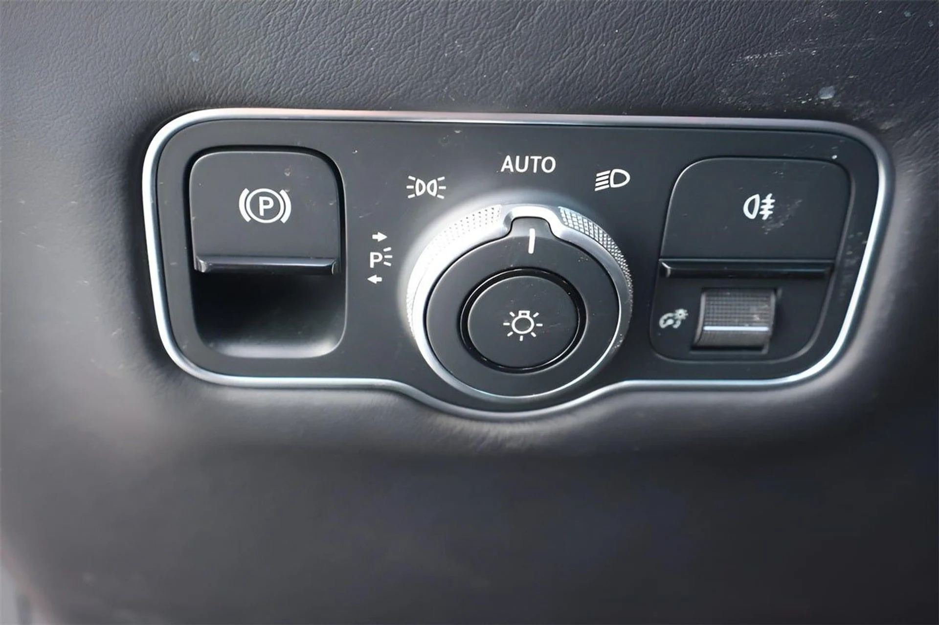 mph016_754891137_17_041dba4cb0