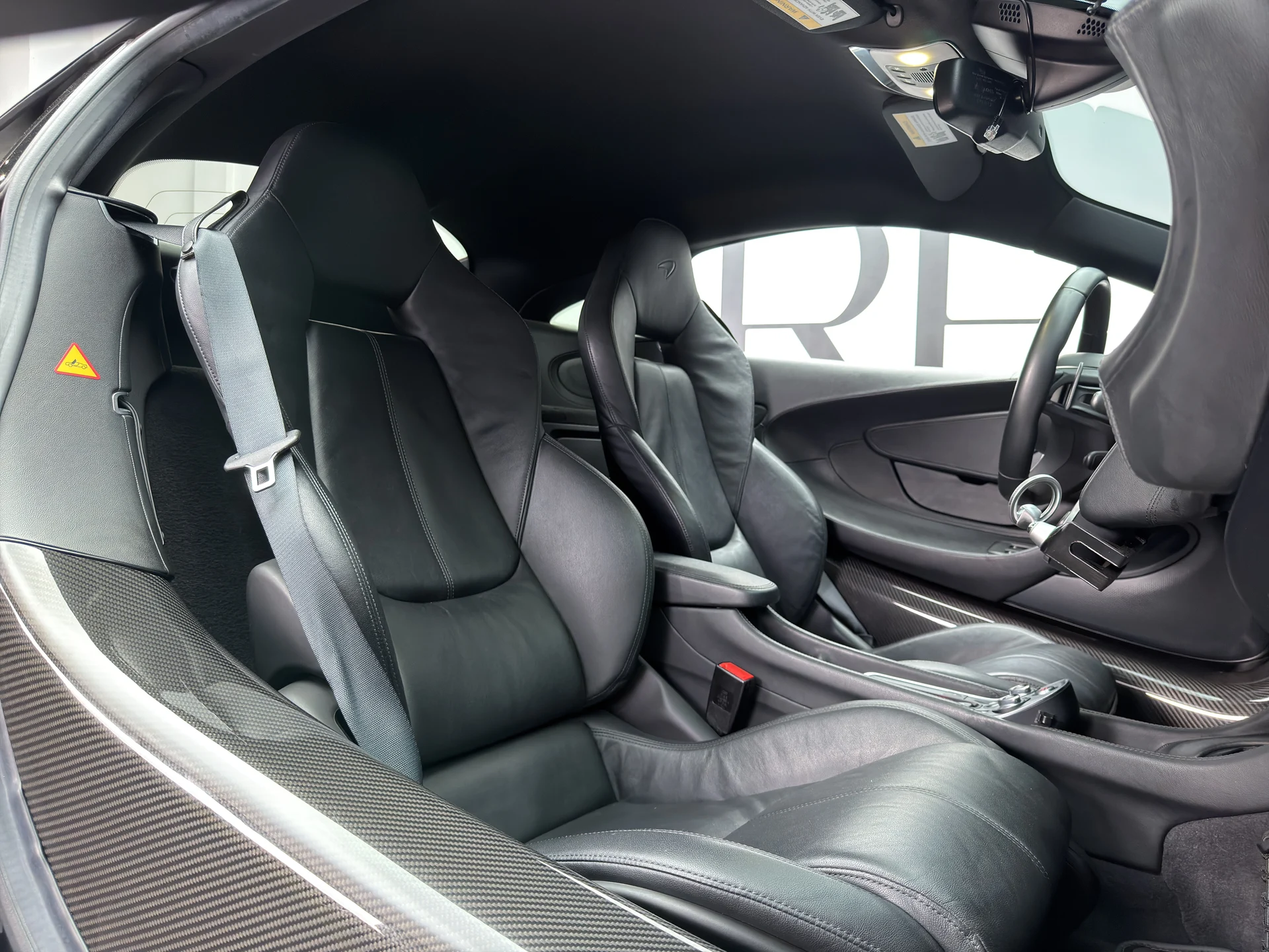mph016_758672140_RP_8491_interior_004_18166d27db