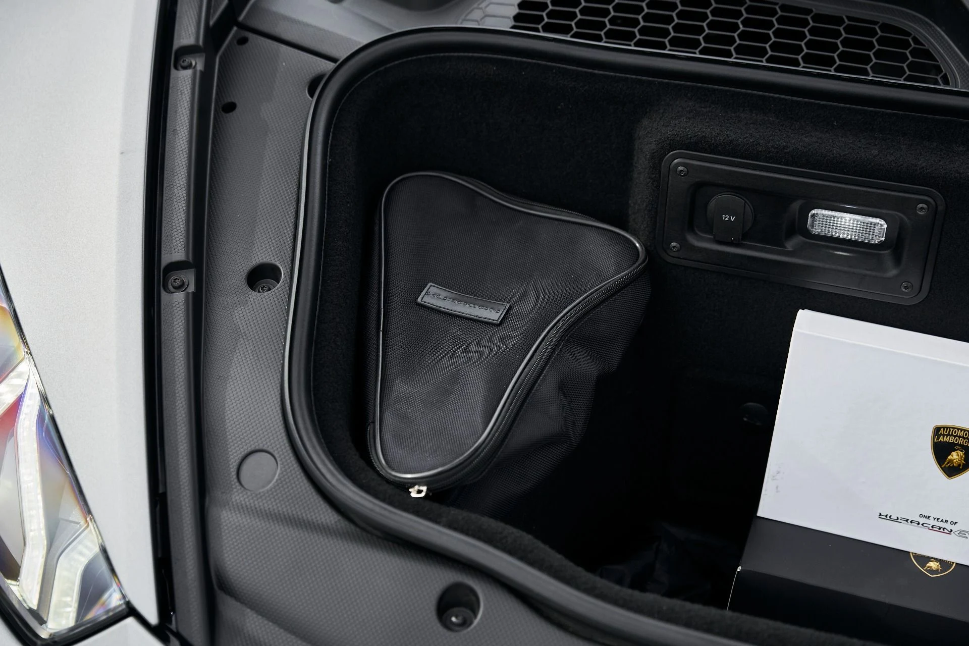 mph016_781217072_Used_2023_Lamborghini_Huracan_EVO_Base_1769049009_d45dcdd776