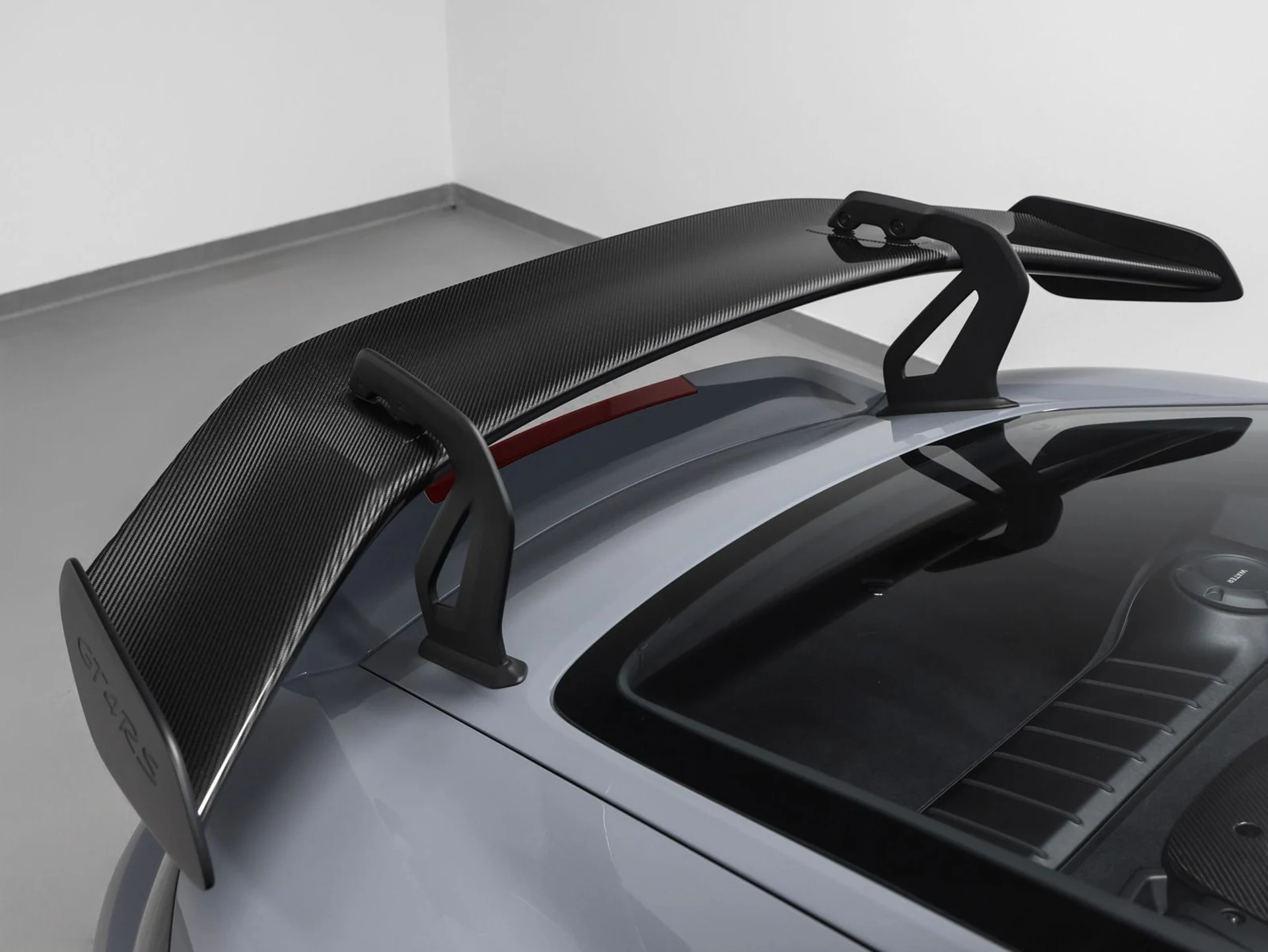 mph016_781480740_17_bced89cb42