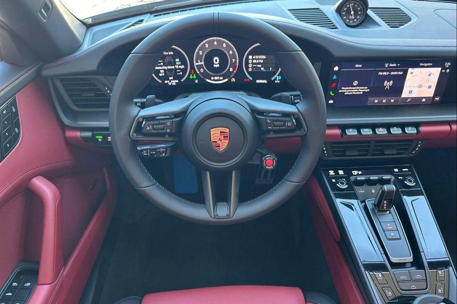 mph016_781949852_PVH_Yx91_a_L5_Wyil_JC_2a_Pe18_KM_4_270b0f2274