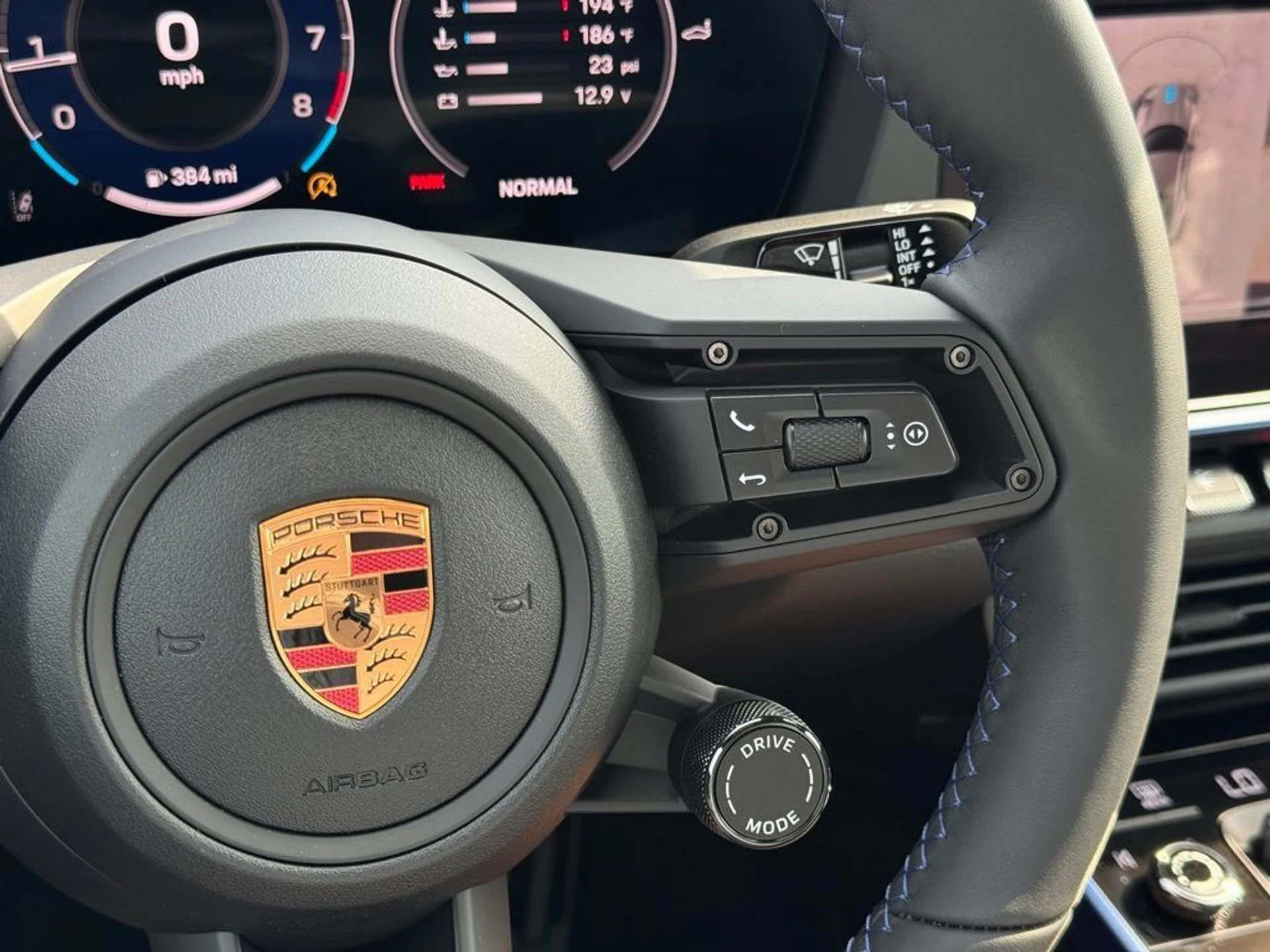 mph016_799070413_e6d42ab0ee942fd6c5d1a17f09c4585c_f40b30db7b