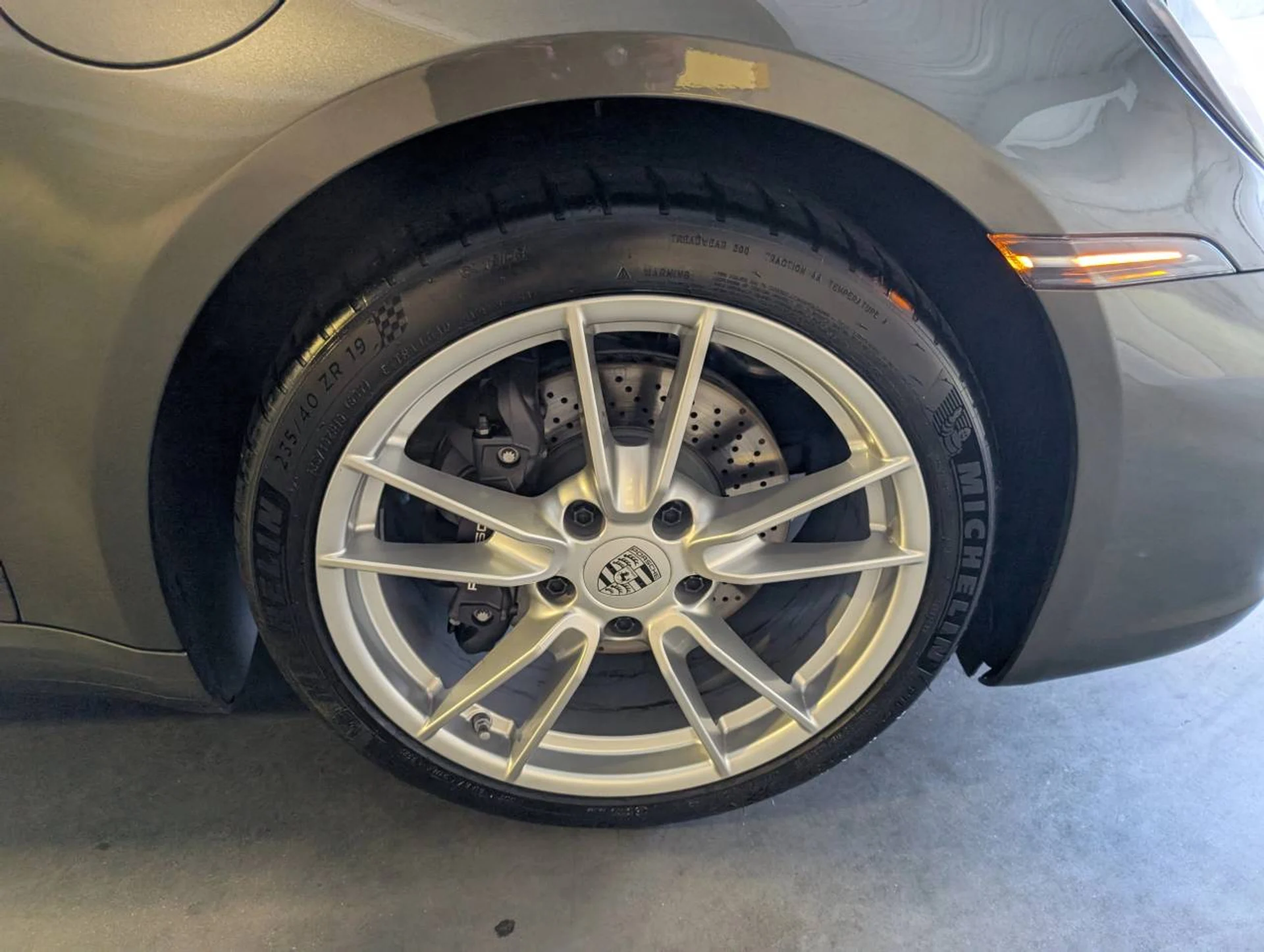 mph016_799759030_025e836a431bce9d34dfa21171f83809x_5d7d3265db