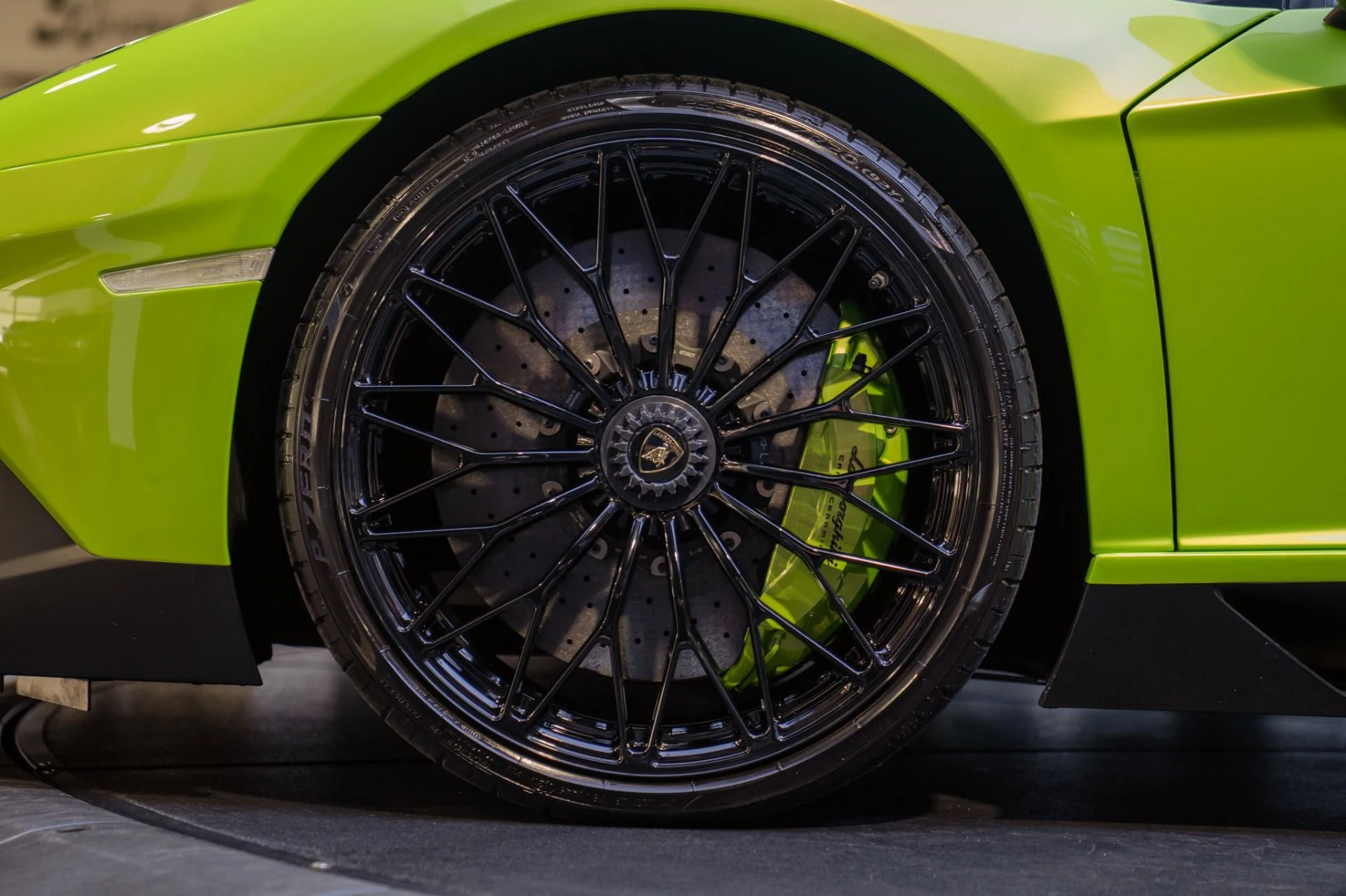 mph016_802108924_Used_2016_Lamborghini_Aventador_LP_750_4_SV_1791299177_81534ce601