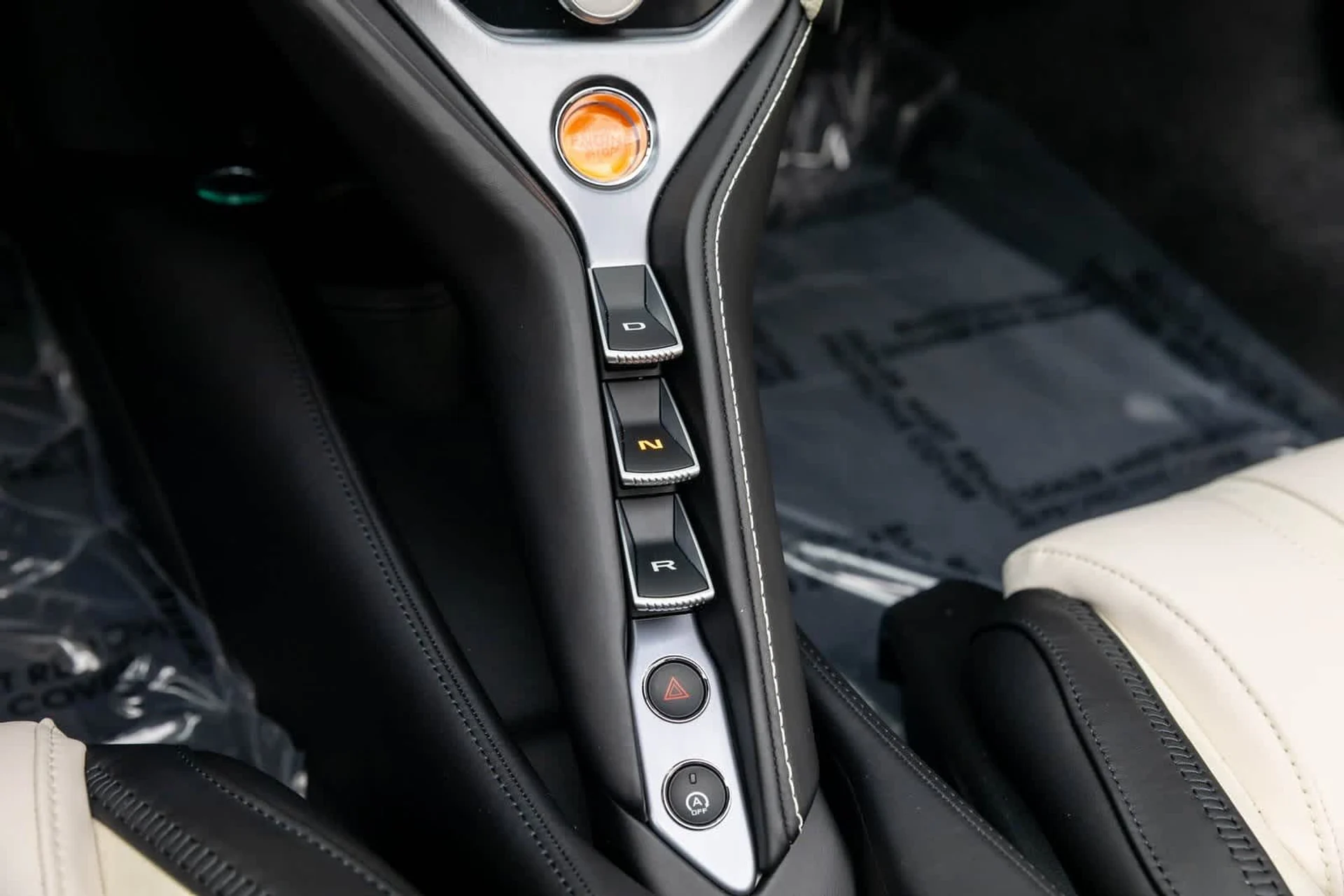 mph016_805891362_17_5ba54899f2