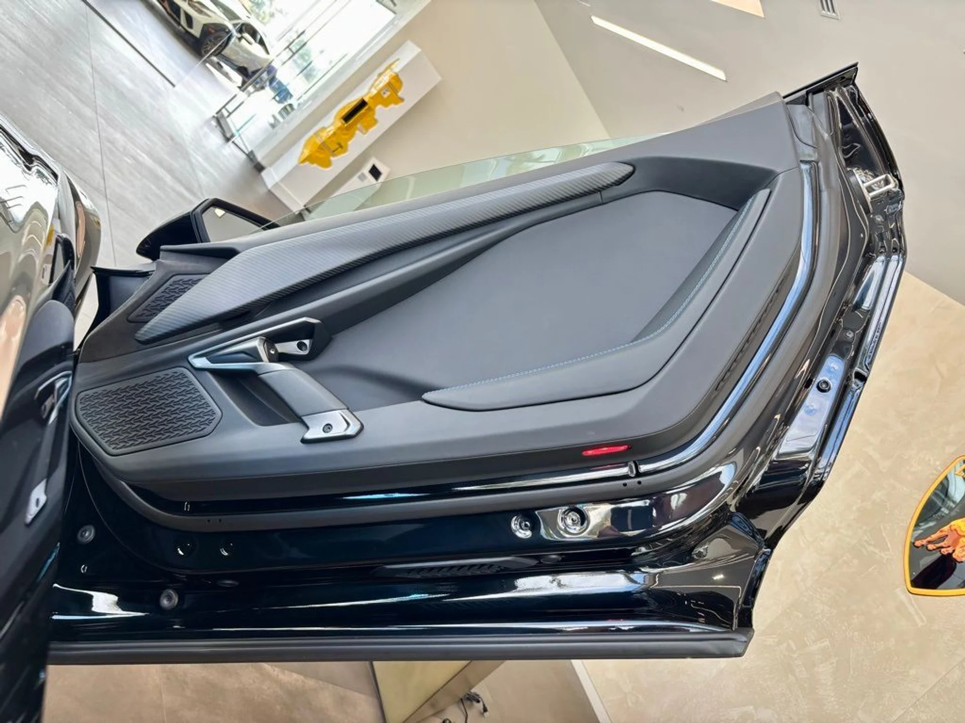 mph016_810145723_d8072bf885b77efe532e3c223487f205_b1d5662111