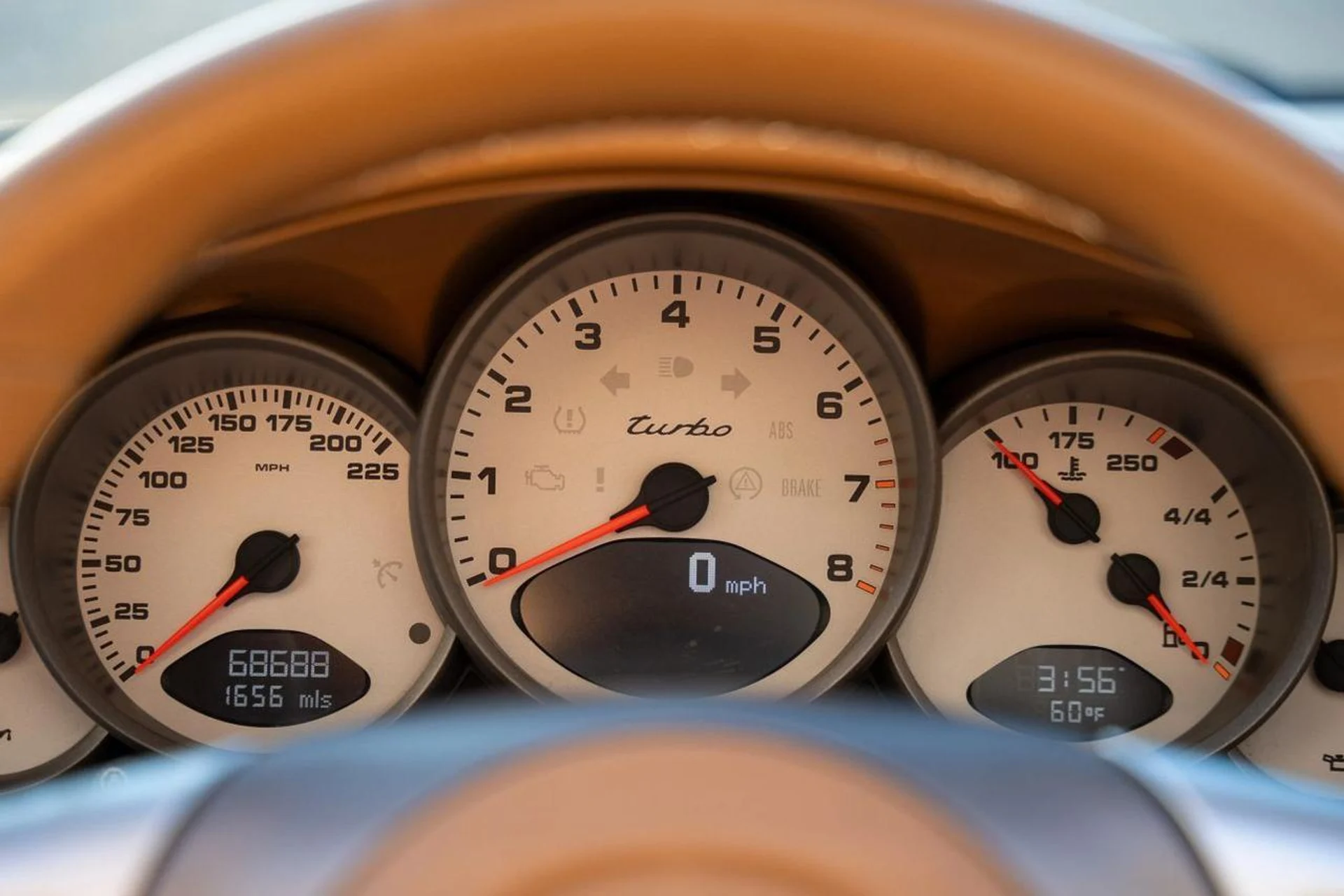 mph016_81055492_6d254f9e0cc98e64c677b7bc9935fec6_9eea9c5ded