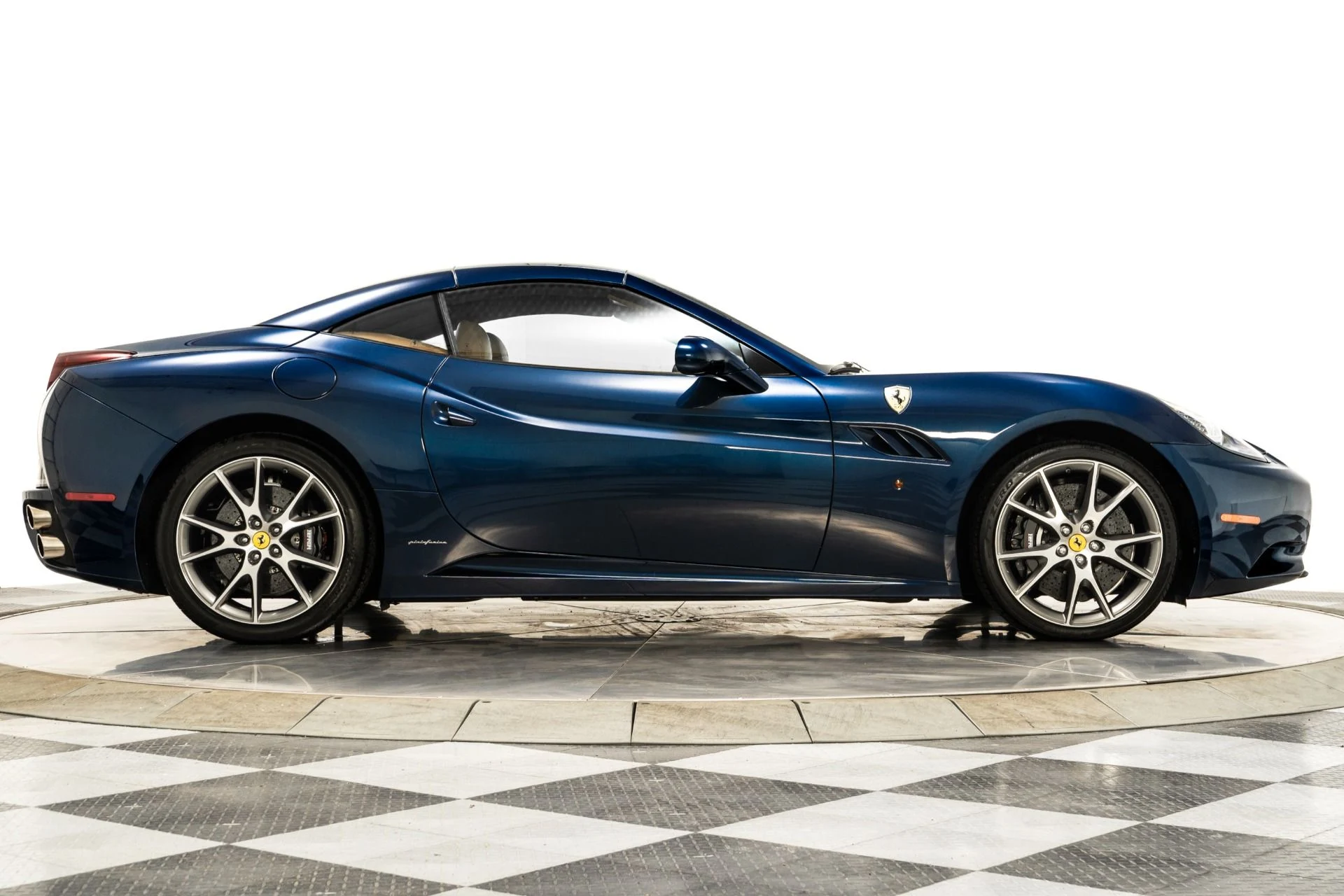 mph016_81121452_Used_2012_Ferrari_California_1744297685_60856c847f