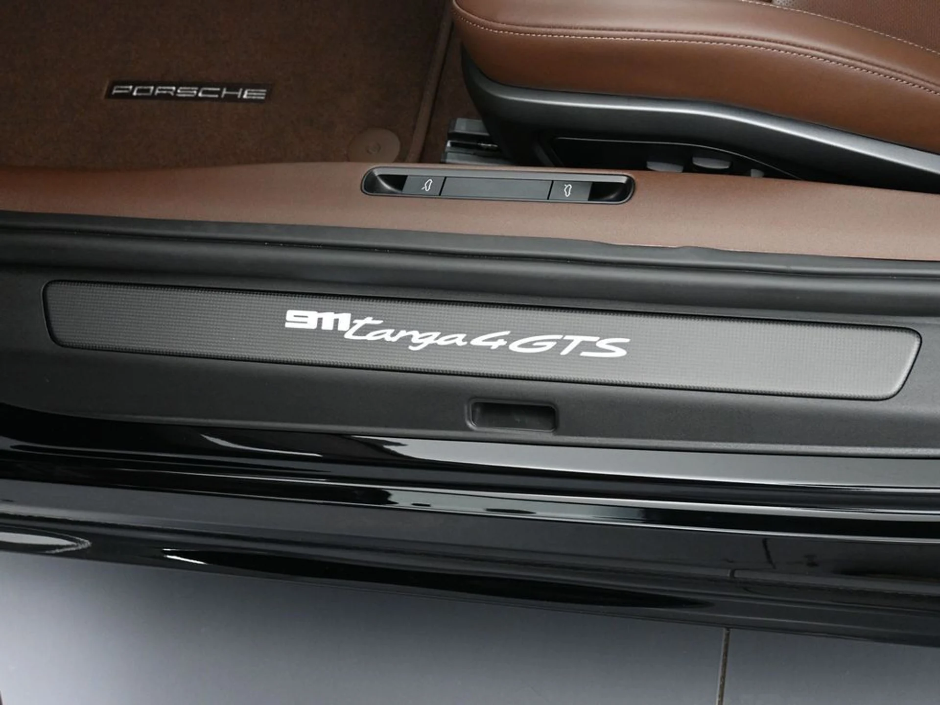 mph016_813548471_6bfed443_070d_42f7_a83d_006e2407fe09_7f046efd7a