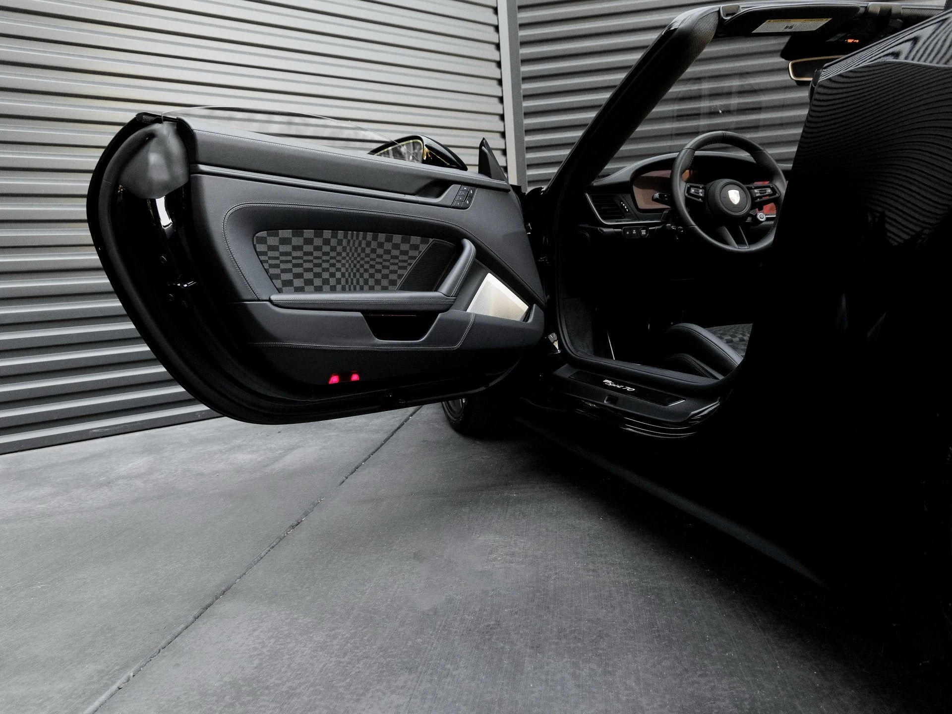 mph016_817594307_17_53b2b4e7b1