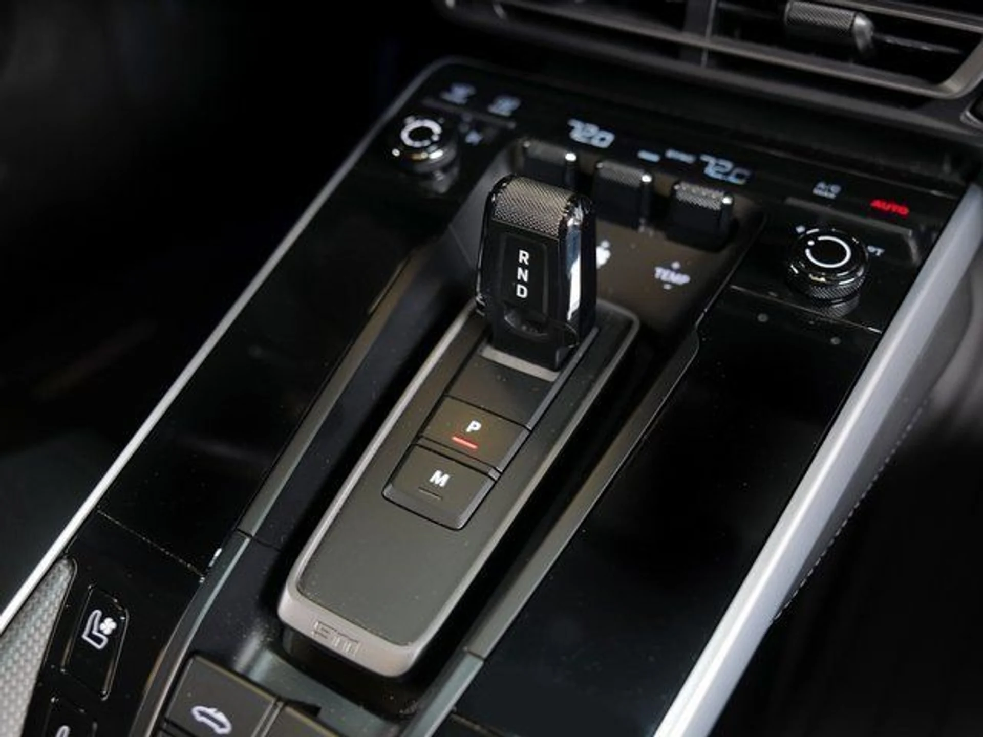 mph016_82513943_f7919d5ab325ab57cad1903642b6adaf_d553411ca9